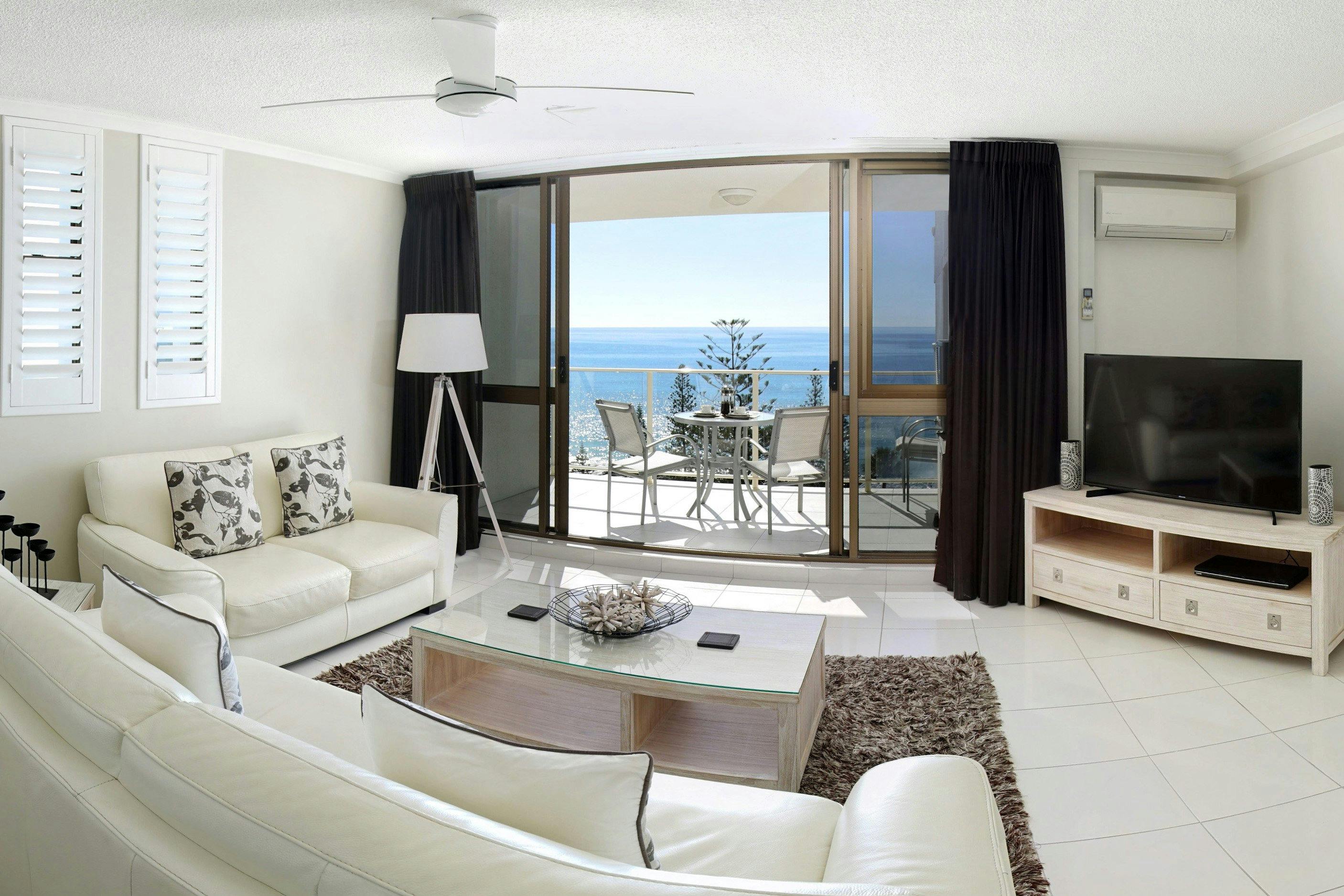 1 and 2 Bedroom Superior Oceanview Apartment