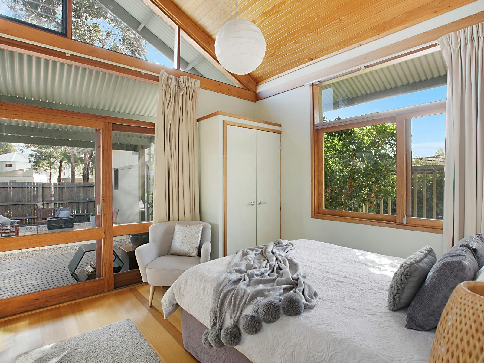 The Japanese Tea House bedroom 1