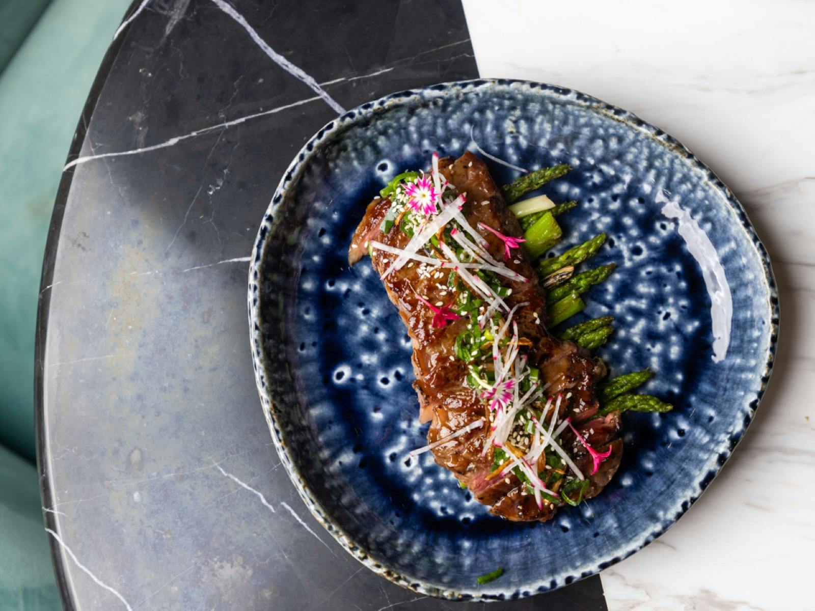 Marble 9 Black Steak, Asian Fusion