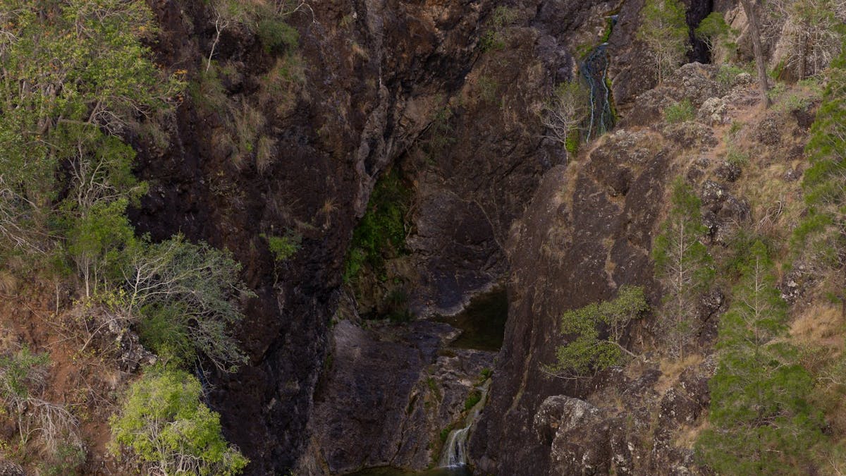 Kinbombi Falls