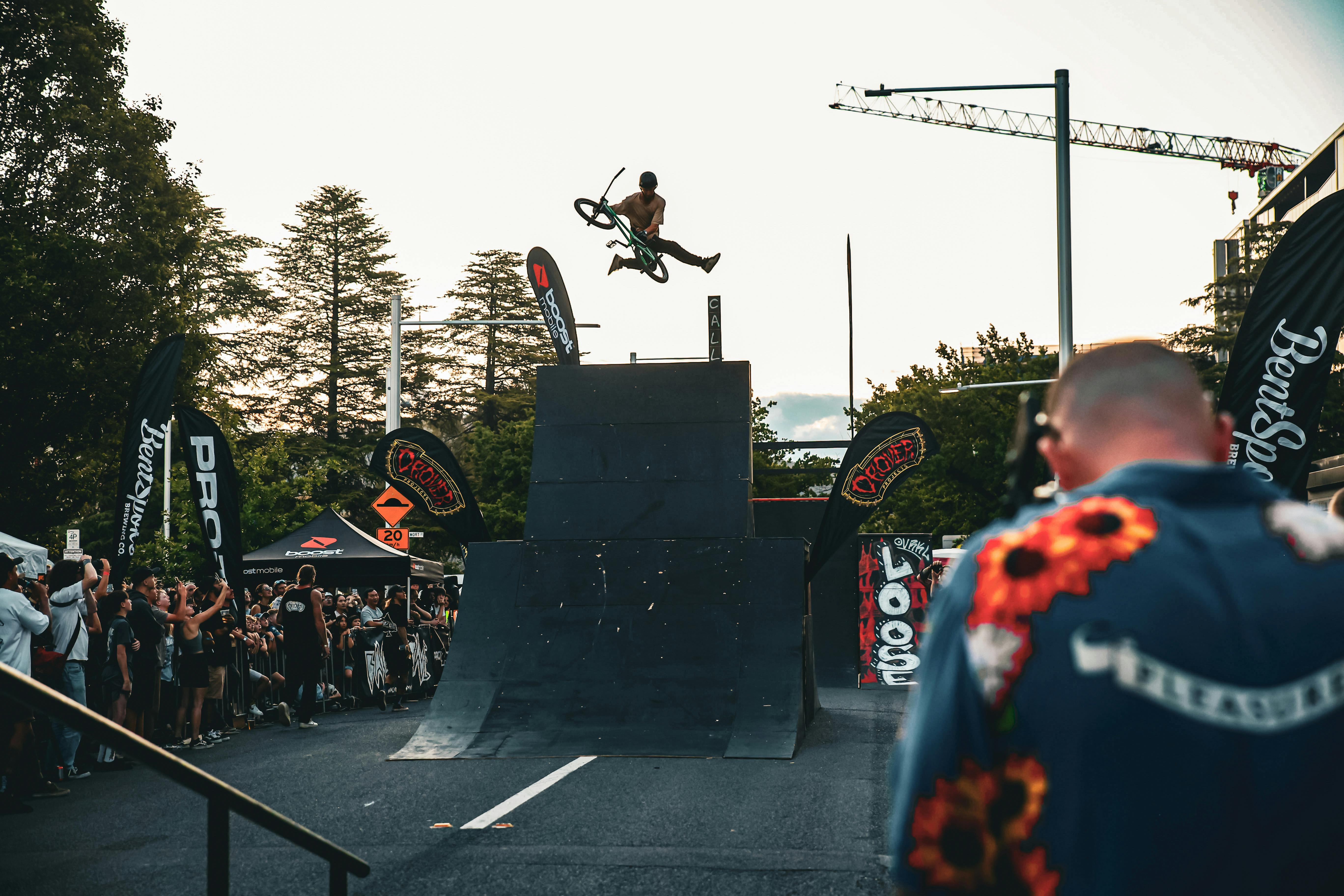 Izac Berryman superman indy act jam canberra