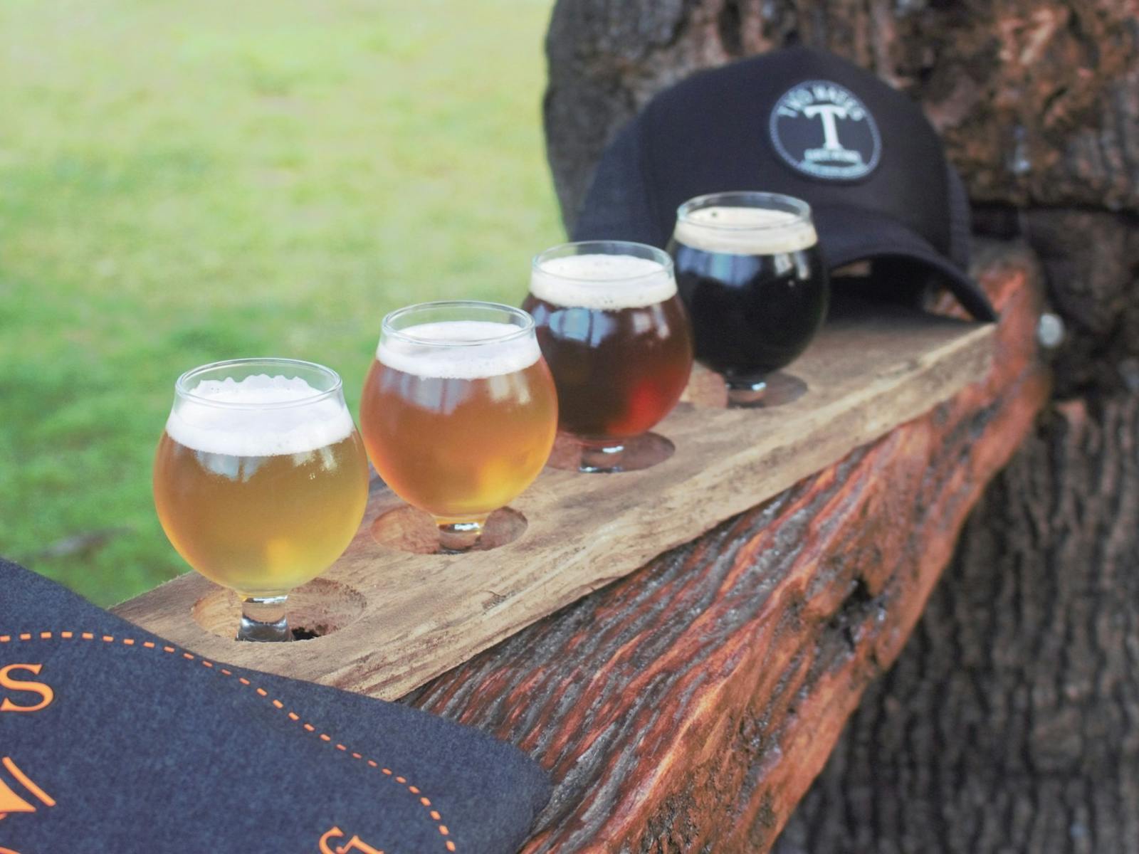 Two Mates Paddle and Merchandise