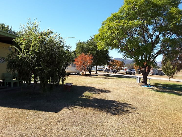 Kootingal Kourt Caravan Park