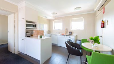 Forrest Hotel and Apartments