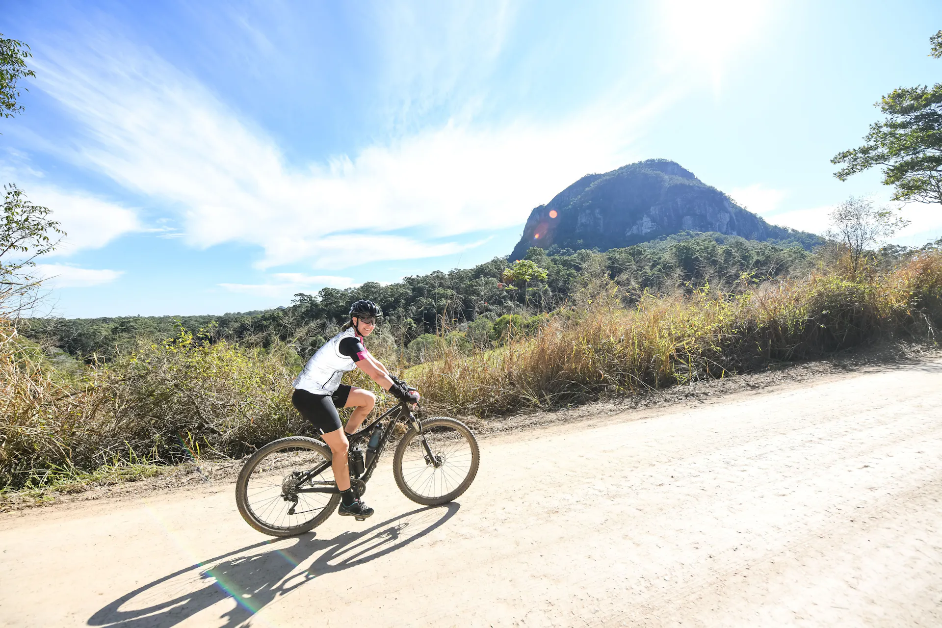 riding the noosa hinterland