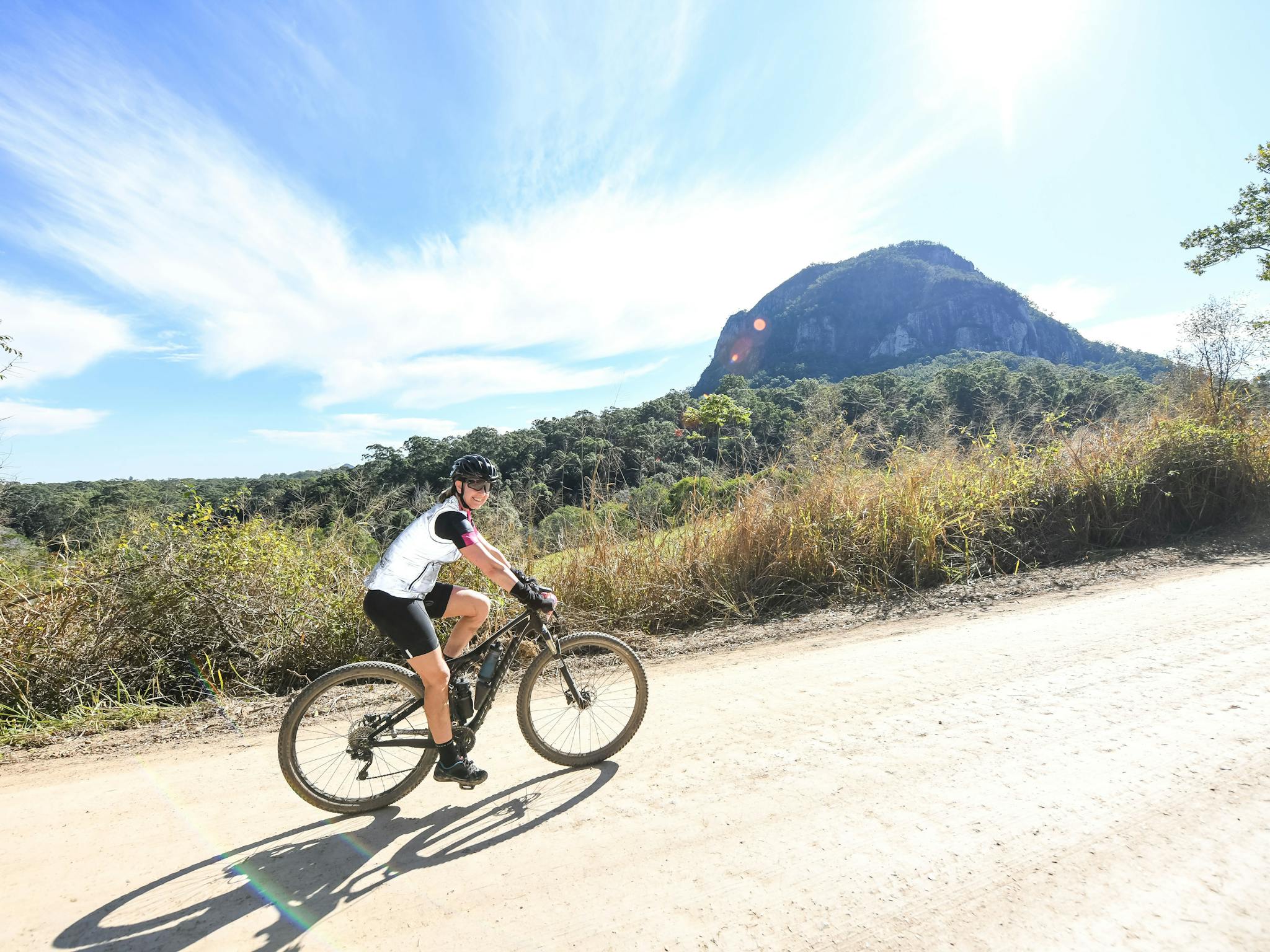 riding the noosa hinterland