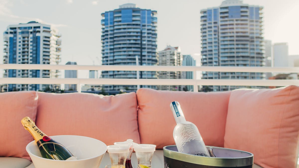 Elevate your OASIS experience with our deluxe VIP booths on Top Deck. Elevate your OASIS experience with our deluxe VIP booths on Top Deck.