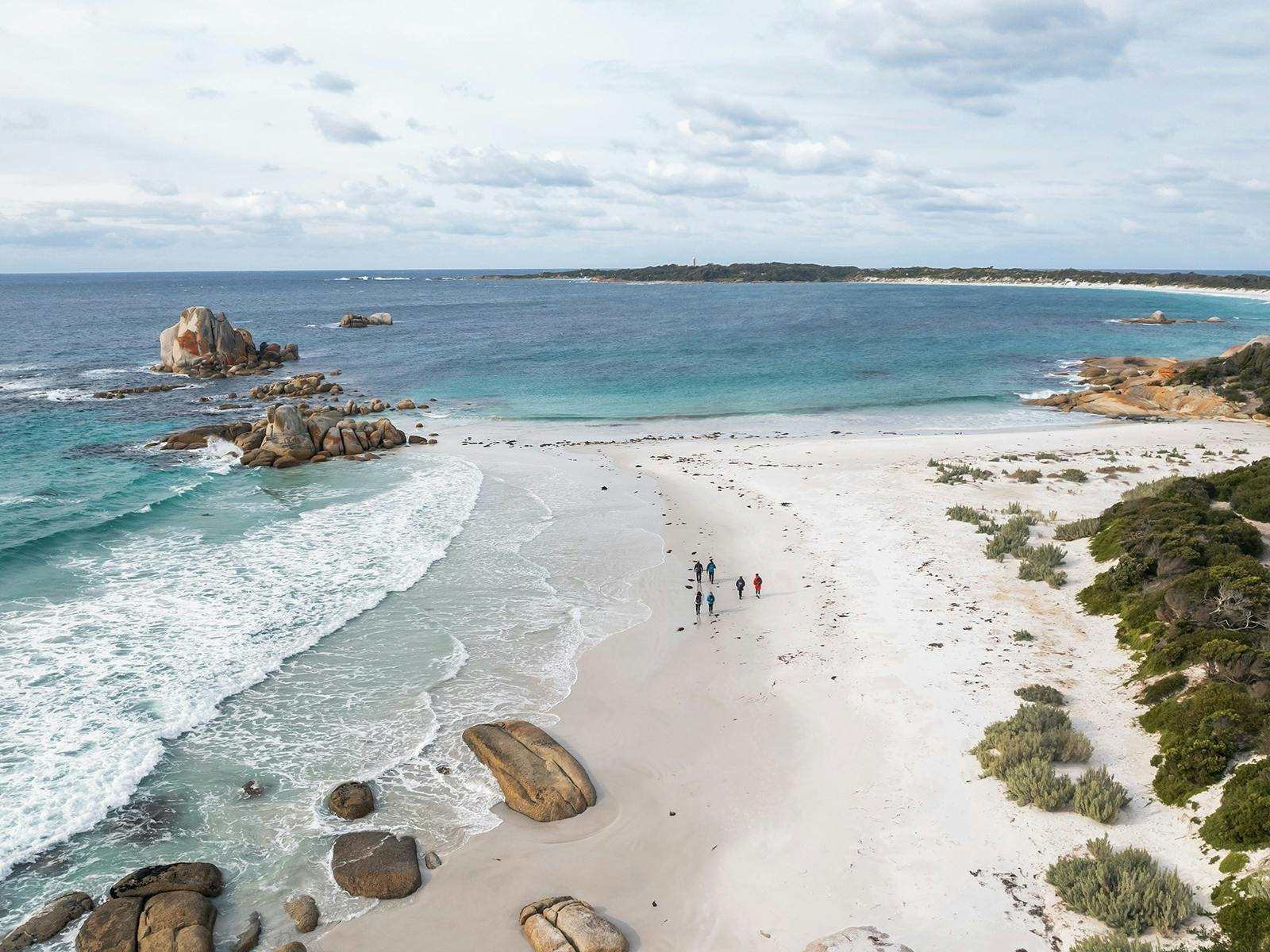 Bay of Fires Lodge Walk group