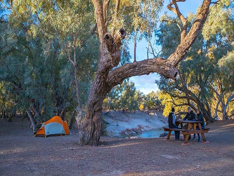 Darling River campground (Yapara Paaka Thuru) NSW Holidays
