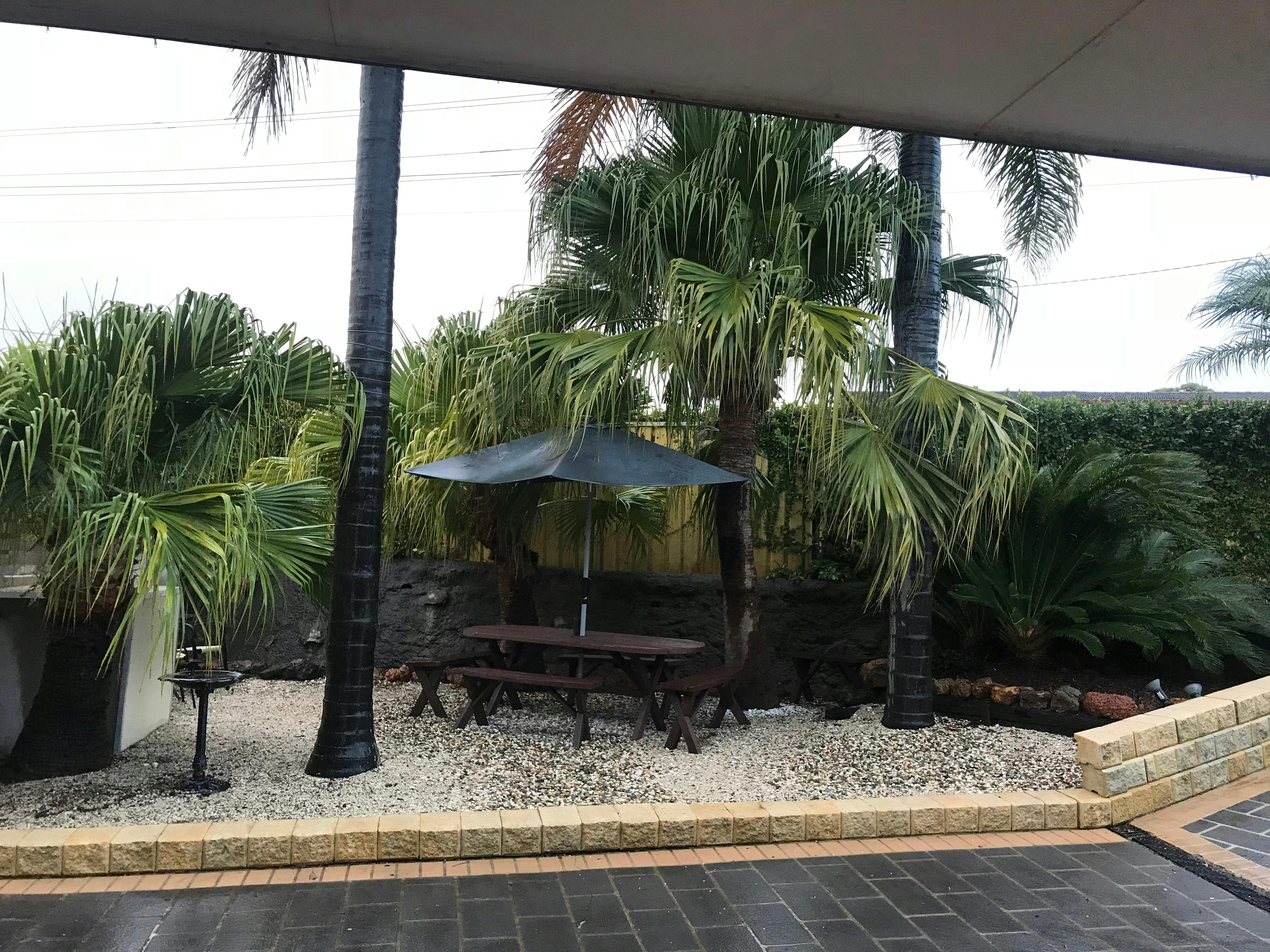 所有房間和公共區域都禁止吸煙 - 但有專門的吸煙區