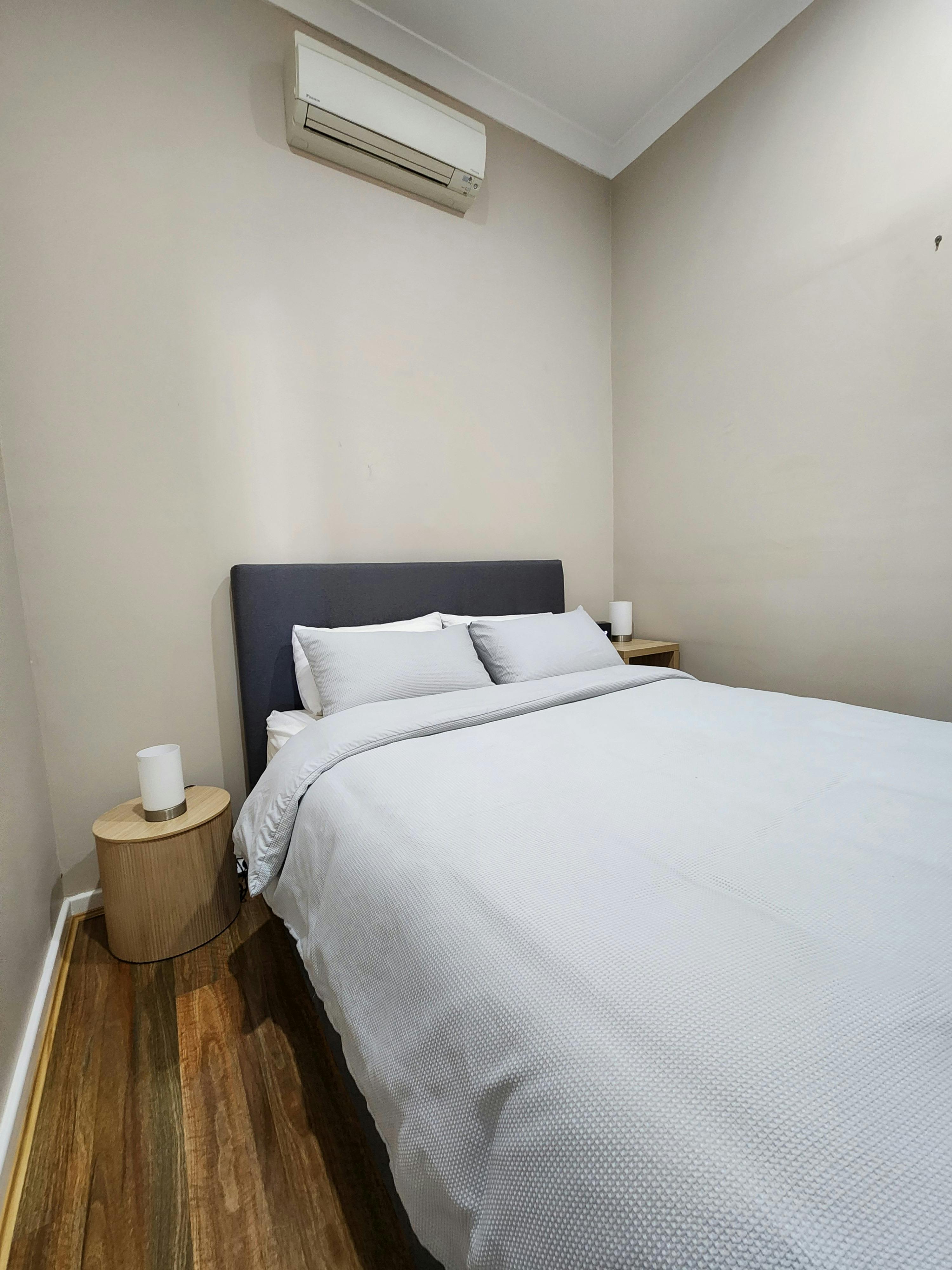 Bedroom with queen bed