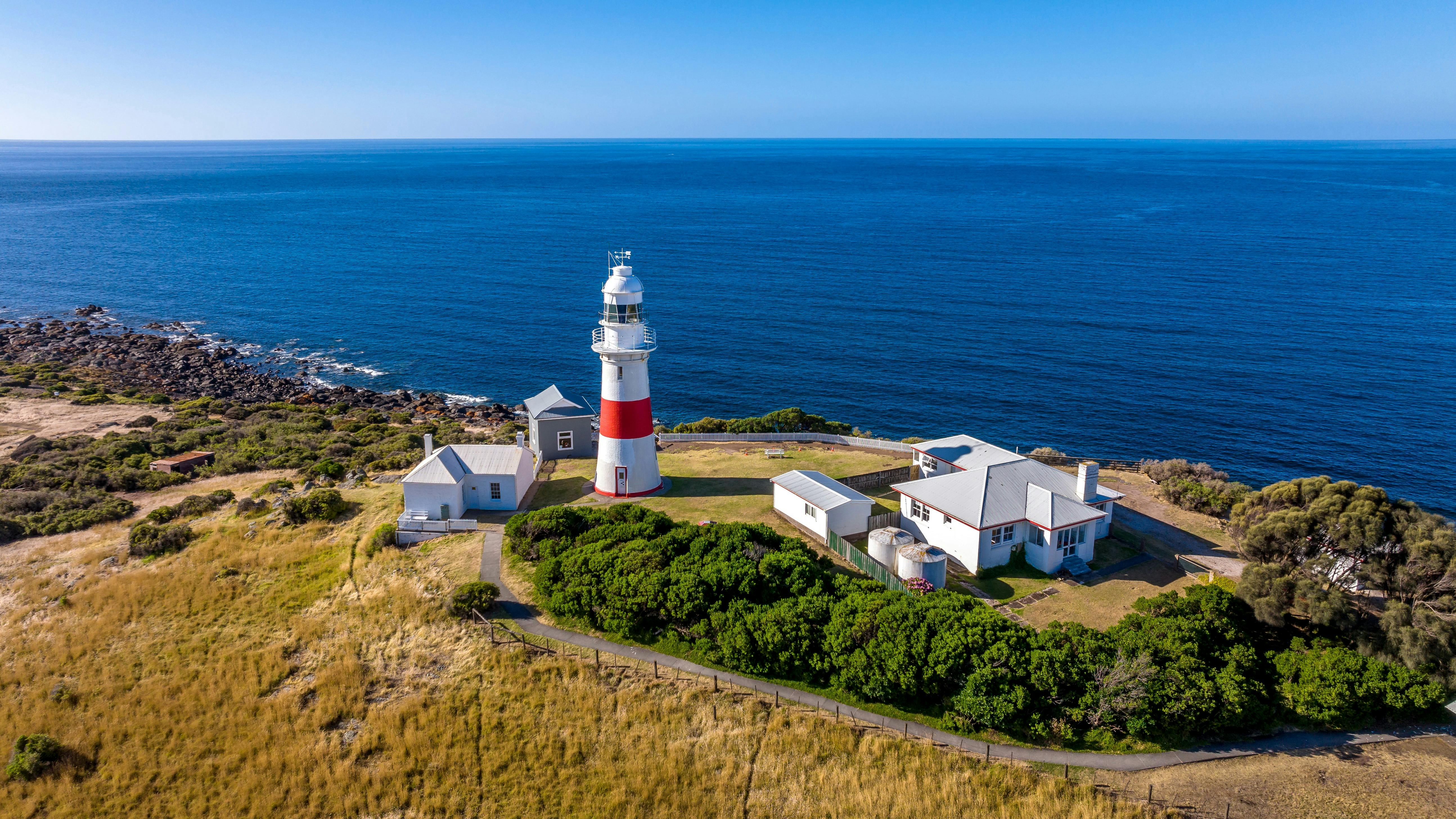 Low Head Light House