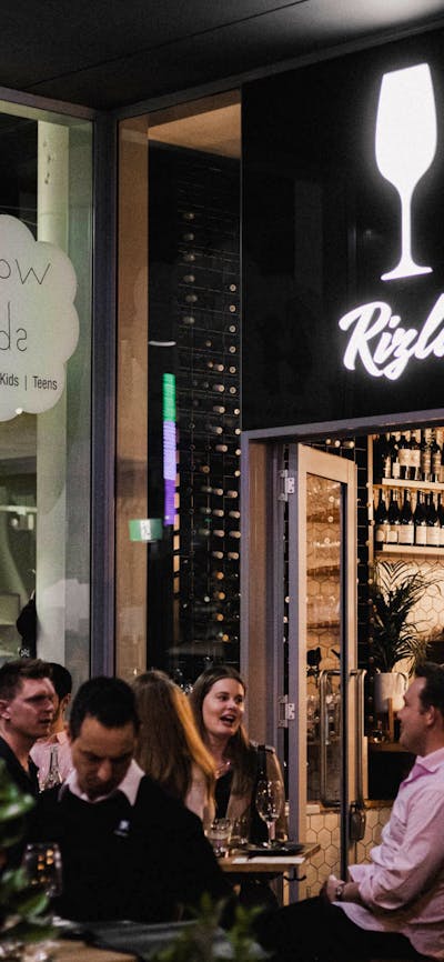 Evening drinks at RIzla