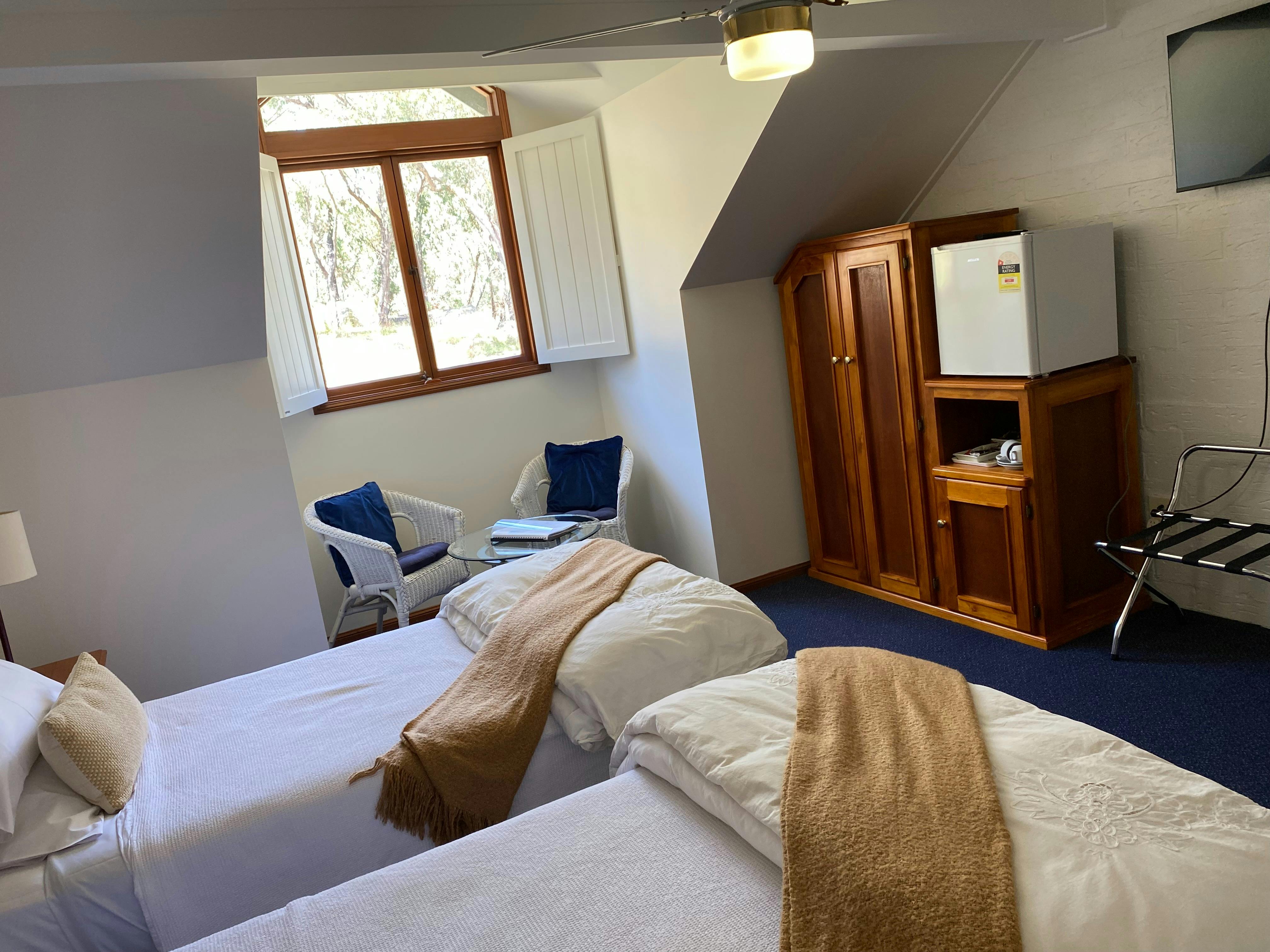 Executive Twin Ensuite Room