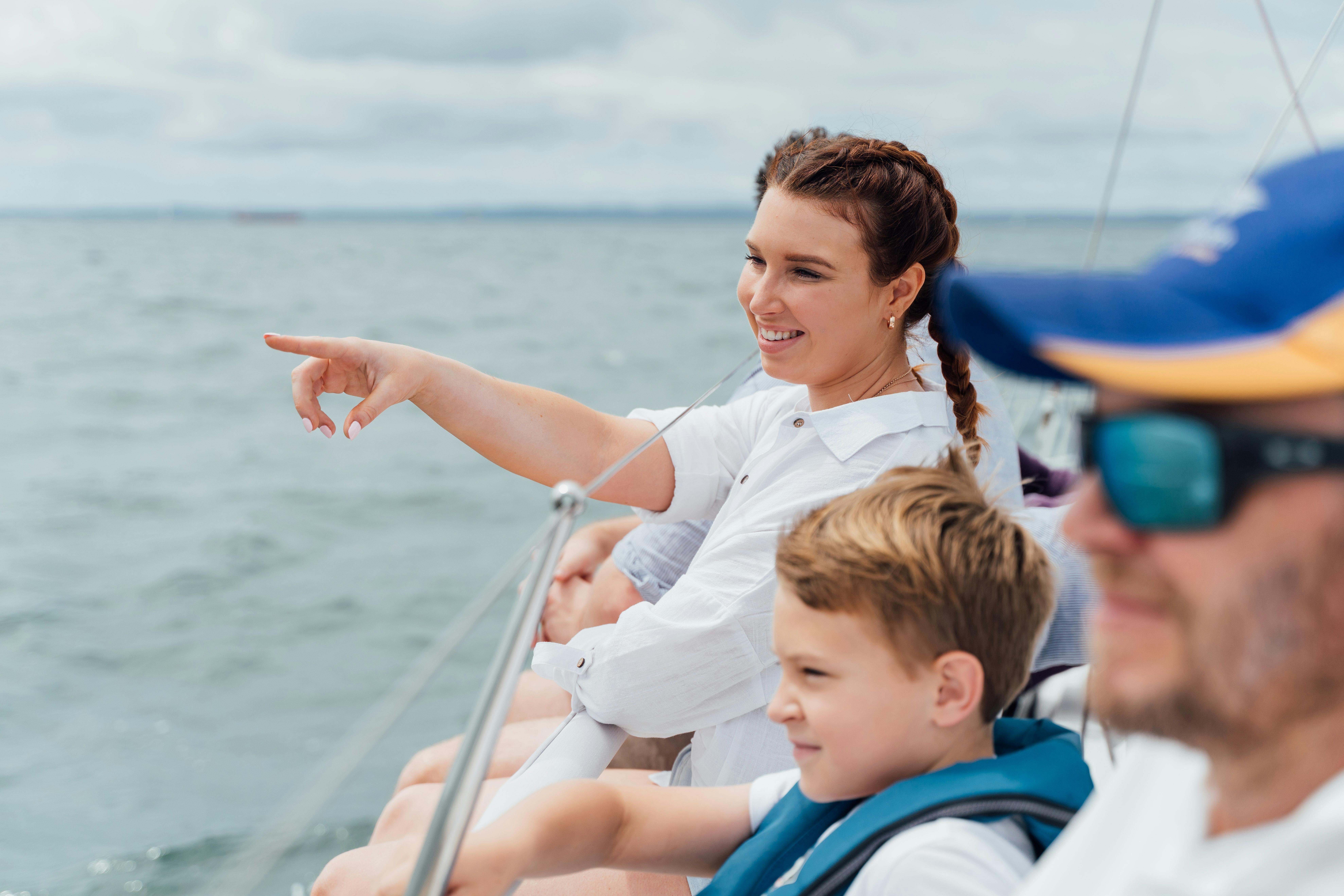 Discover the beauty of Moreton Bay and the Whitsundays on the water
