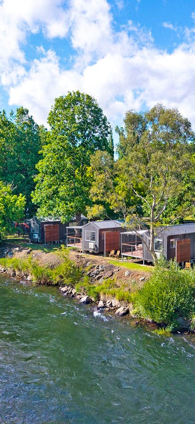 Reflections Tumut River - tiny homes
