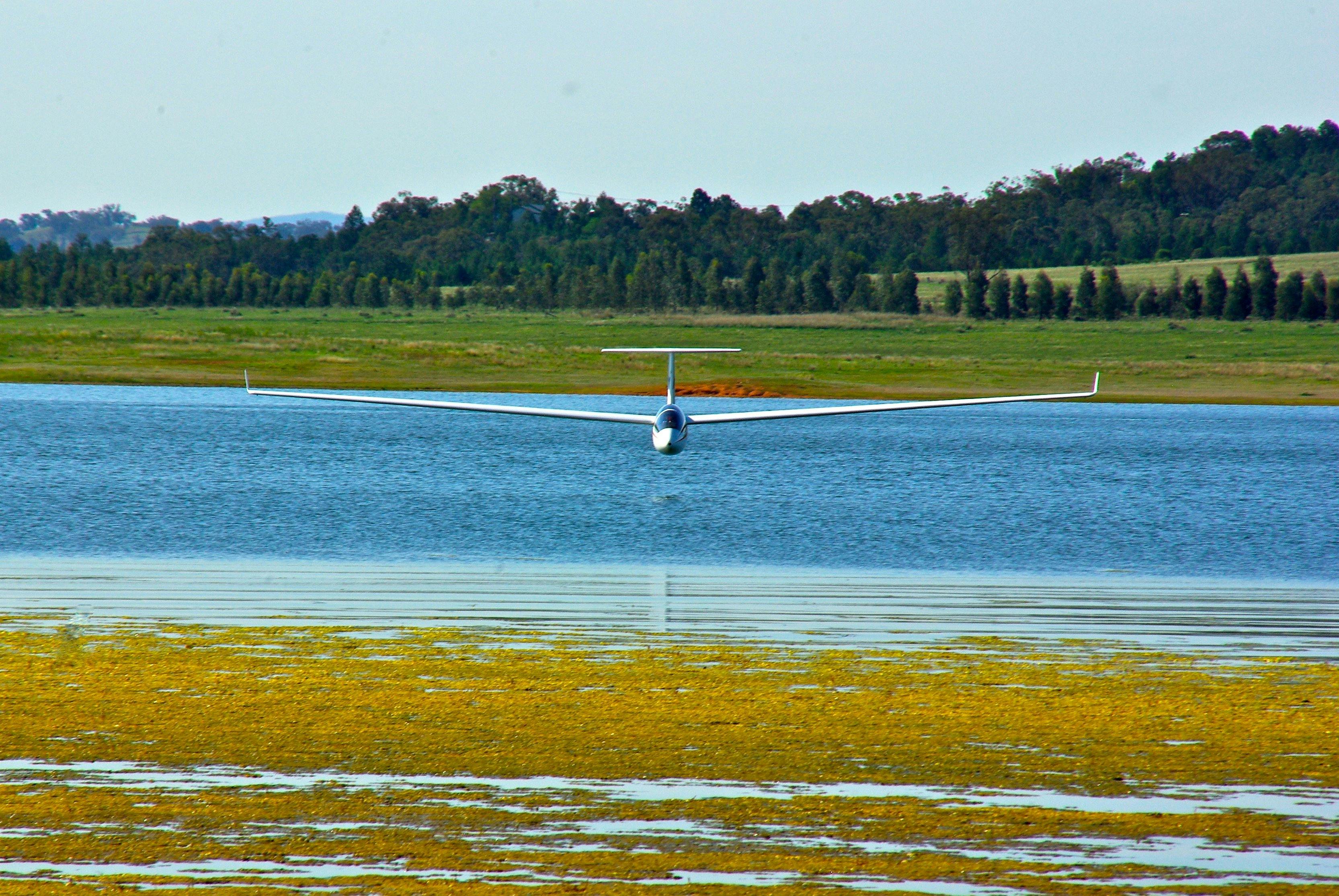 Soaring over Lake Keepit