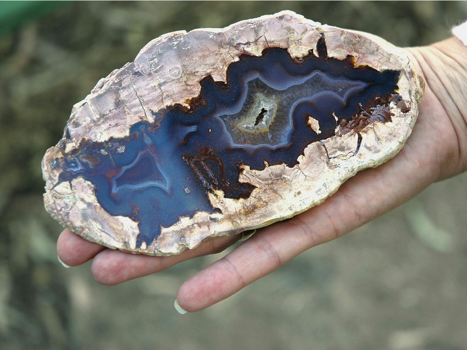 Mt Hay Gemstone Tourist Park