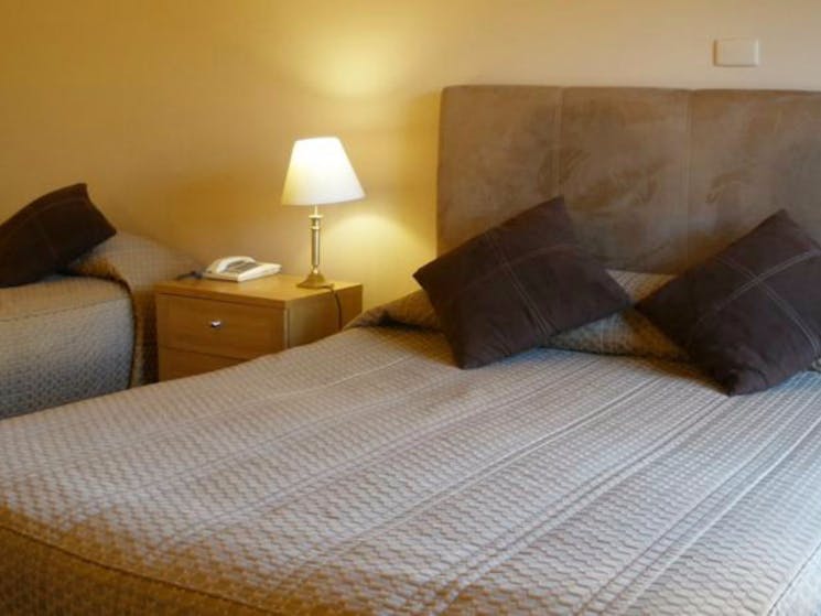 Desert Sand Motor Inn edit