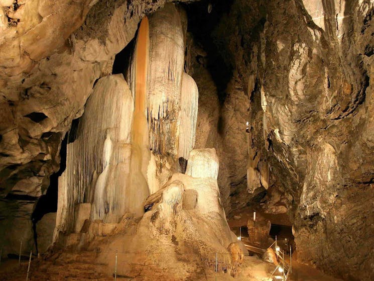 Wellington NSW - Caves