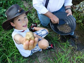 Yackandandah Gold Panning