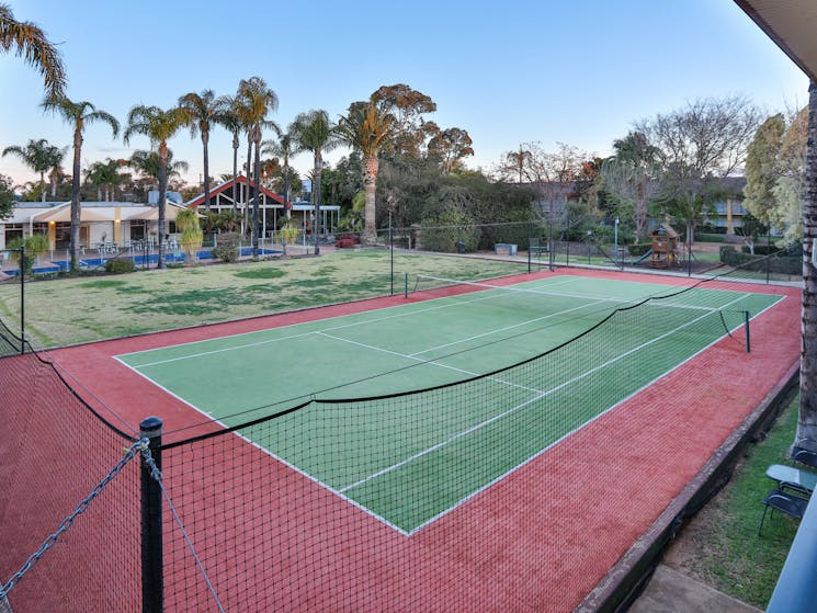 Mildura Inlander Resort Tennis Court