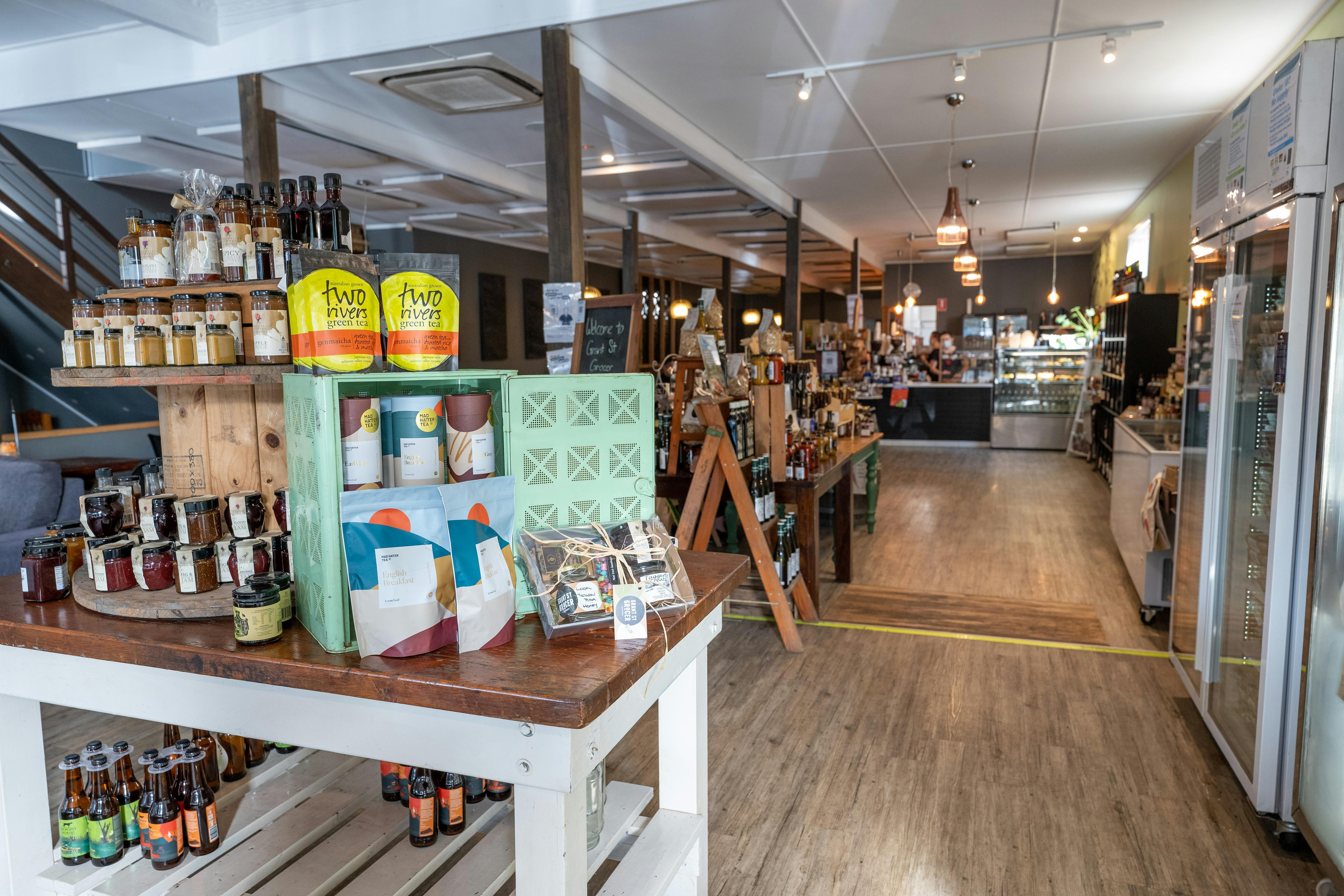 Great Produce and people at Grant St Grocer