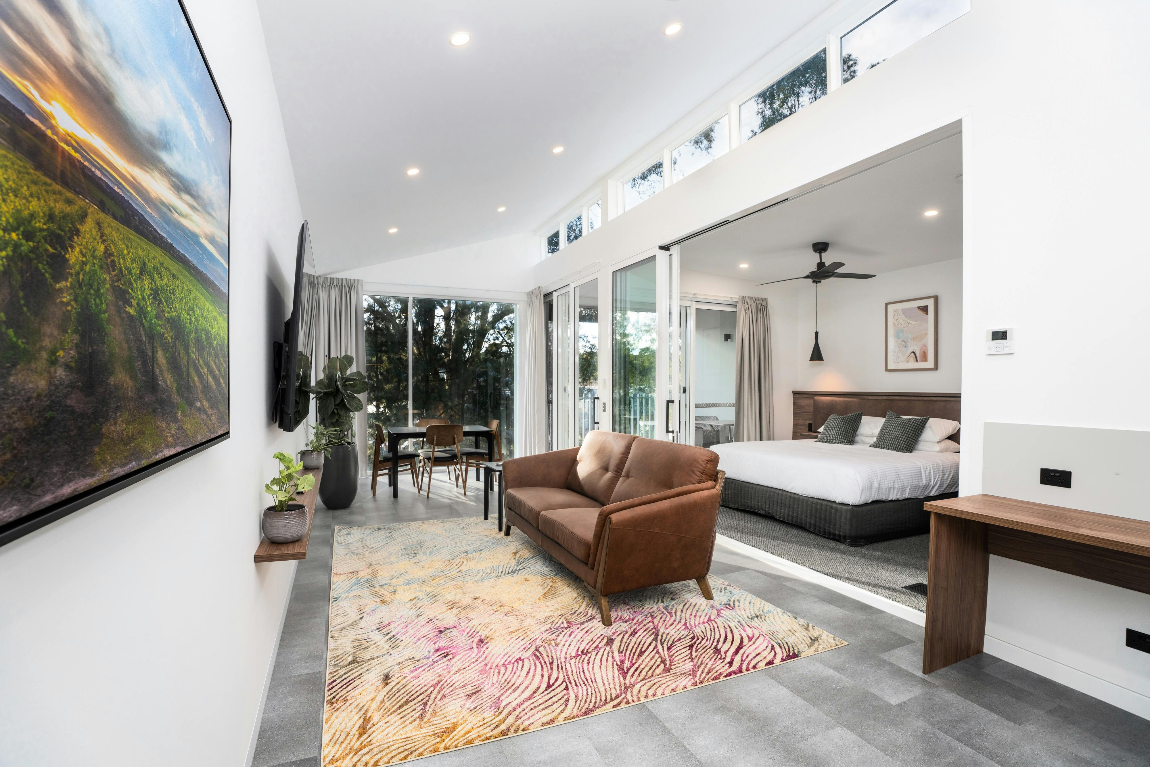 Superior 1 Bedroom Apartment (Ambulant)