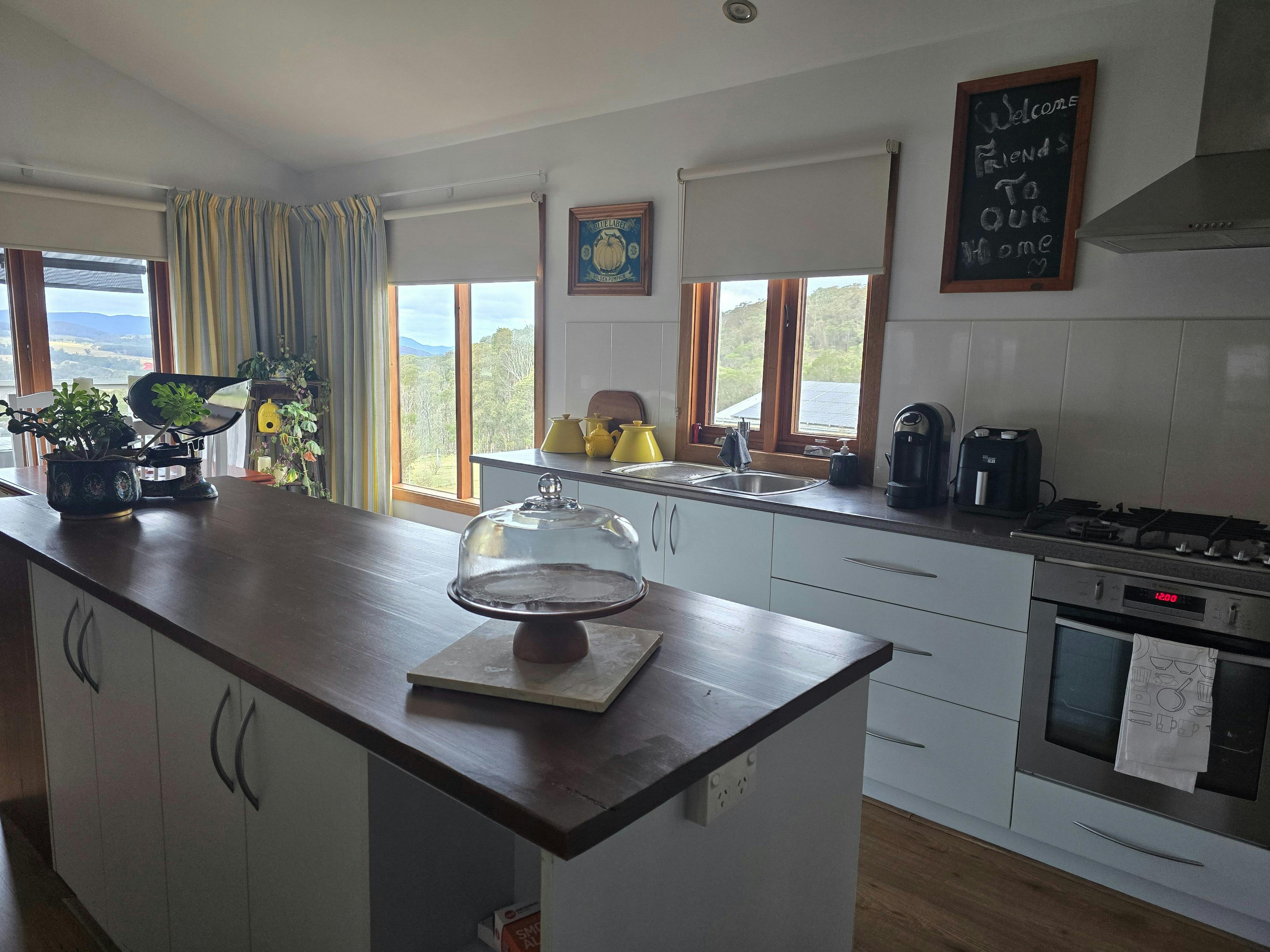 kitchen-sharjon