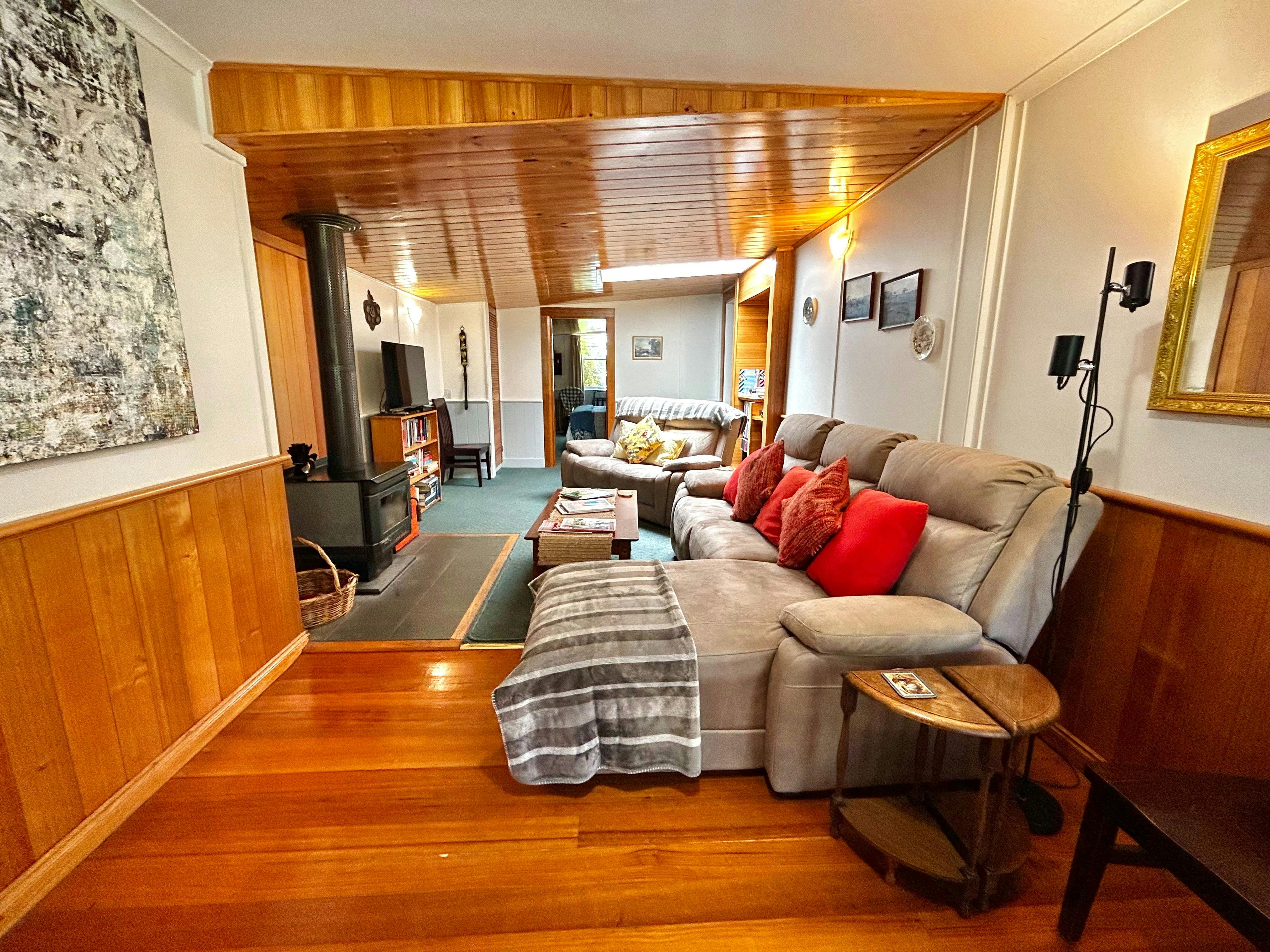 Hamlet Suite Lounge Area