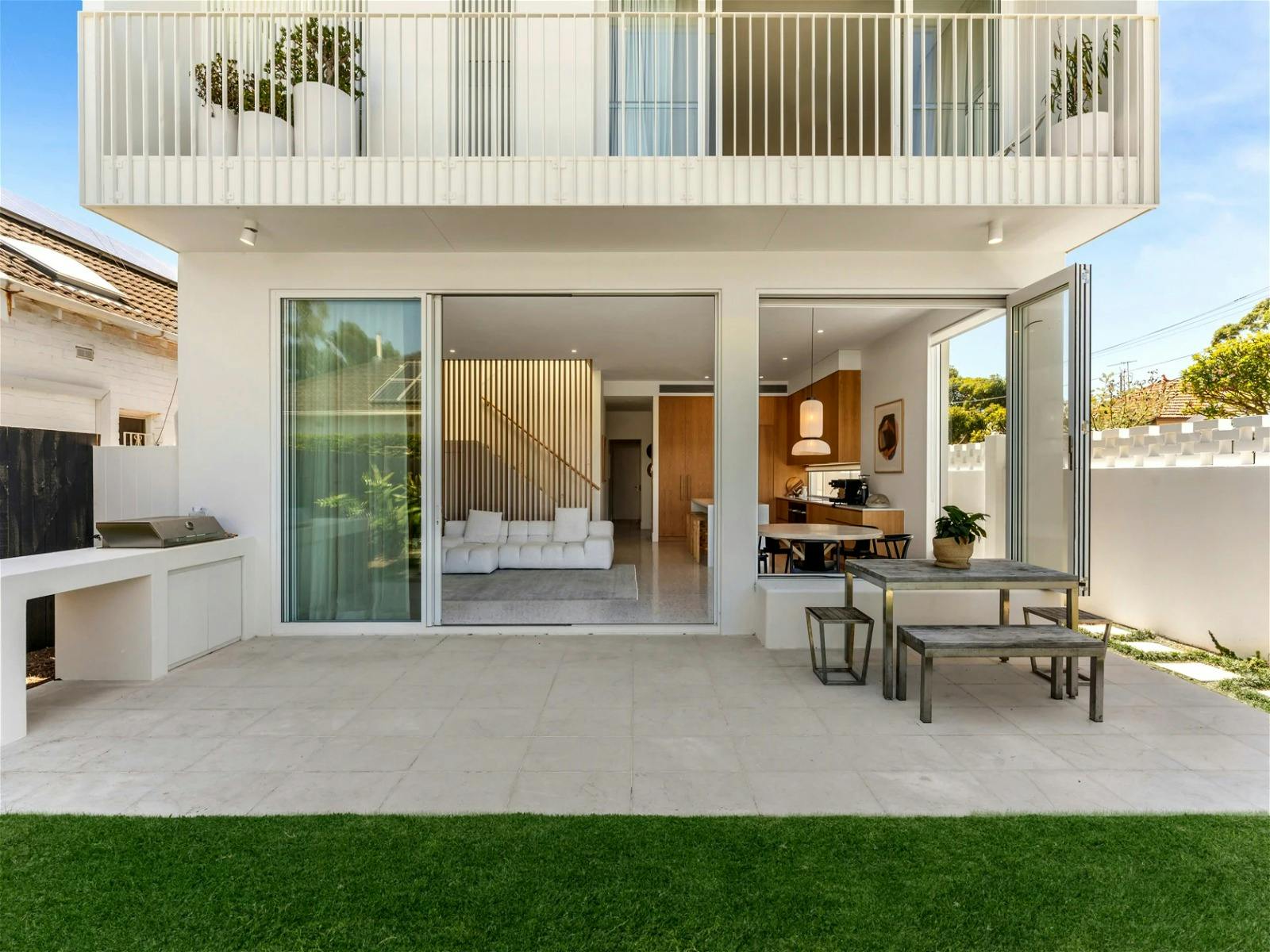 該物業經過精心裝修，營造出田園詩般的度假環境，風格時尚，舒適宜人