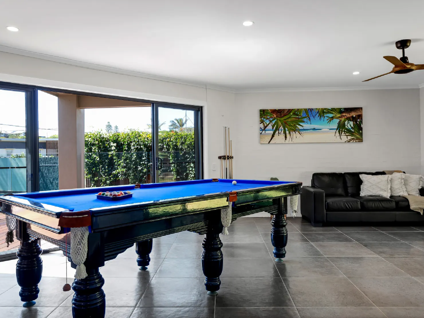 Games room with Pool table and TV