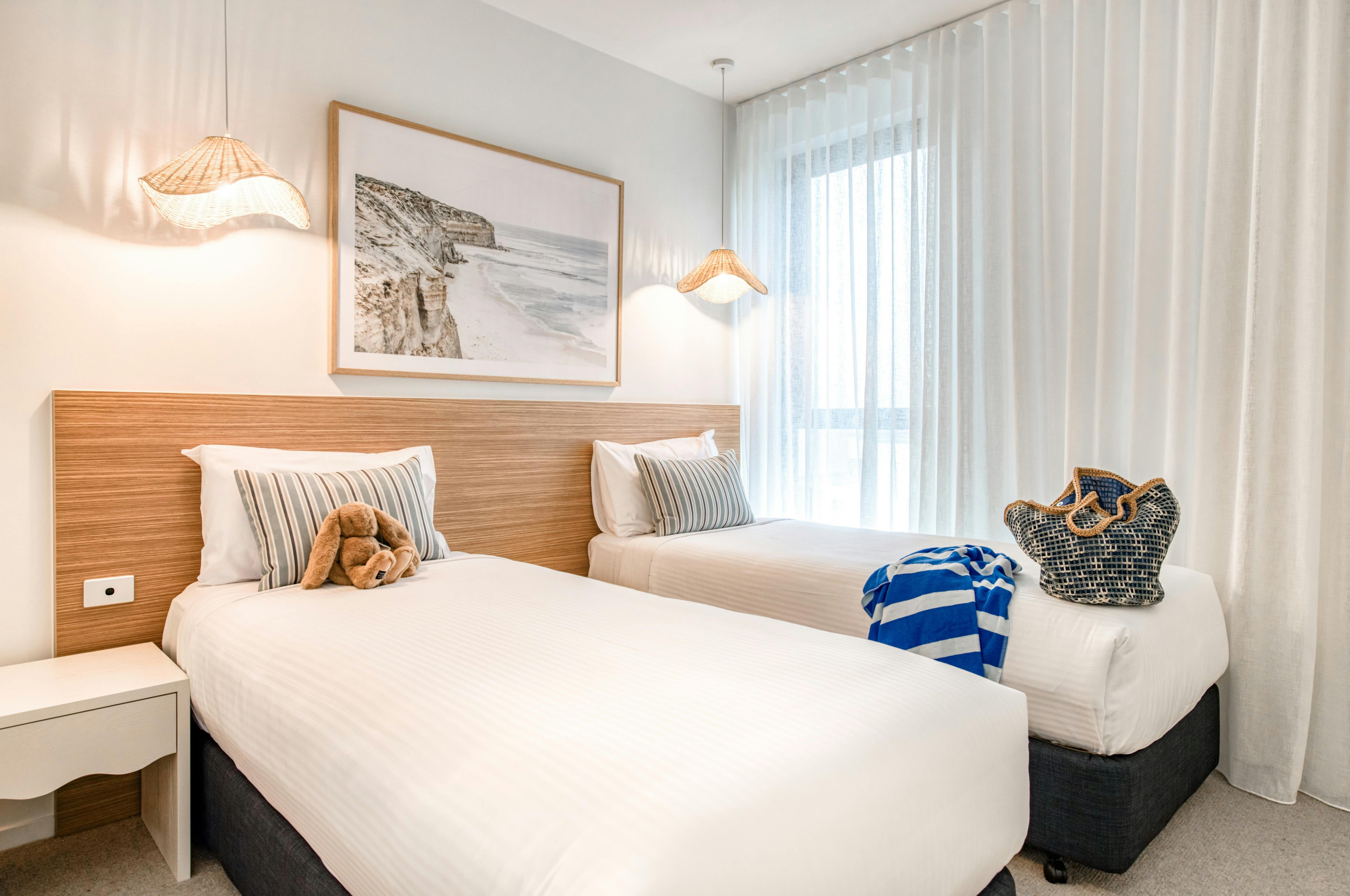 Vue Apartments Geelong - Two Bedroom Deluxe King beds that split to twin