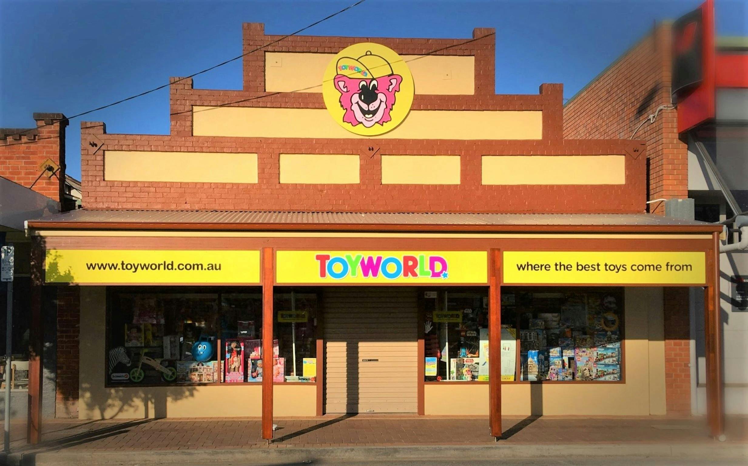 Toyworld Maclean | NSW Holidays & Accommodation, Things to Do