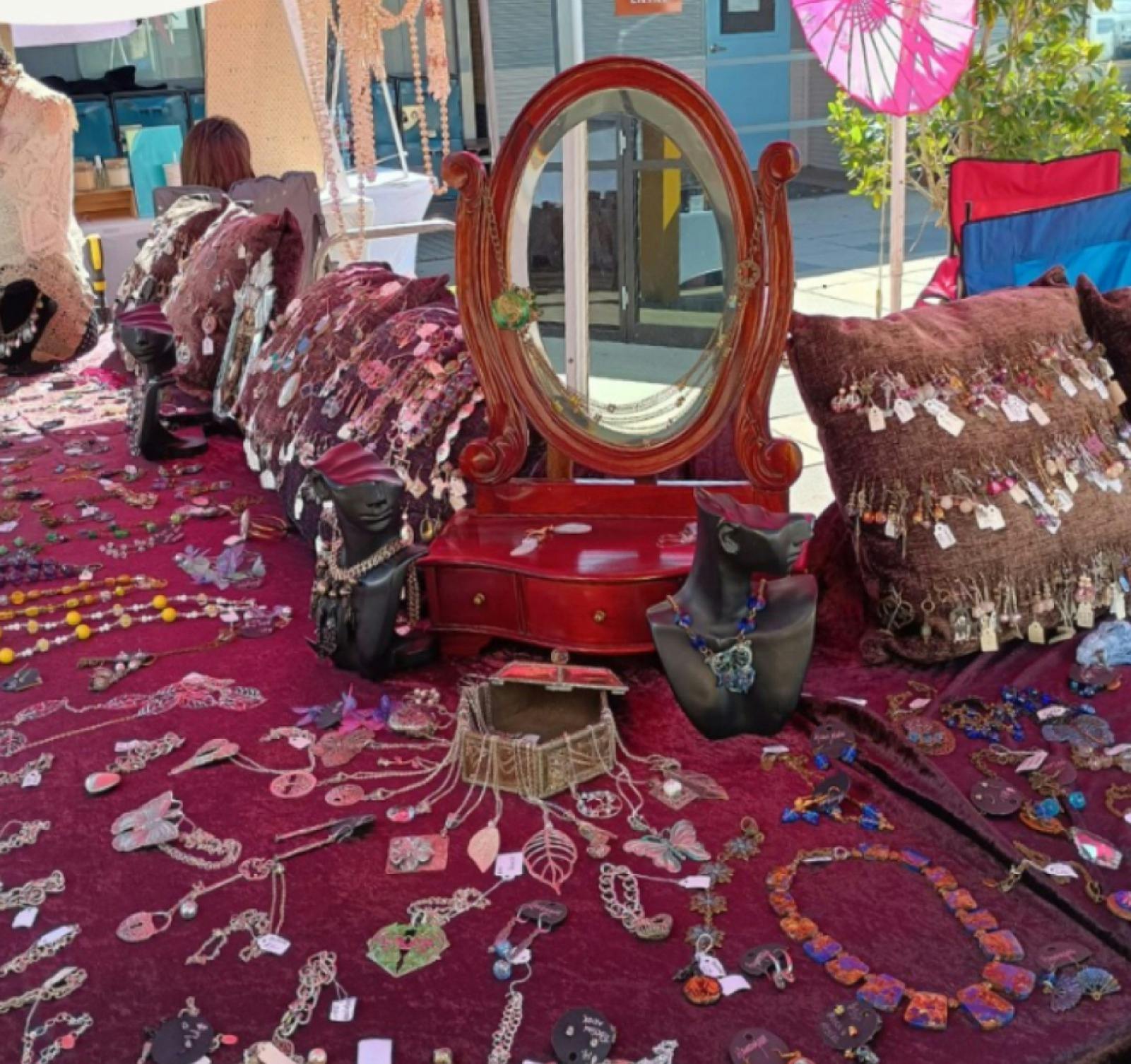 The Sunday Muster Artisan Markets - Jewelery