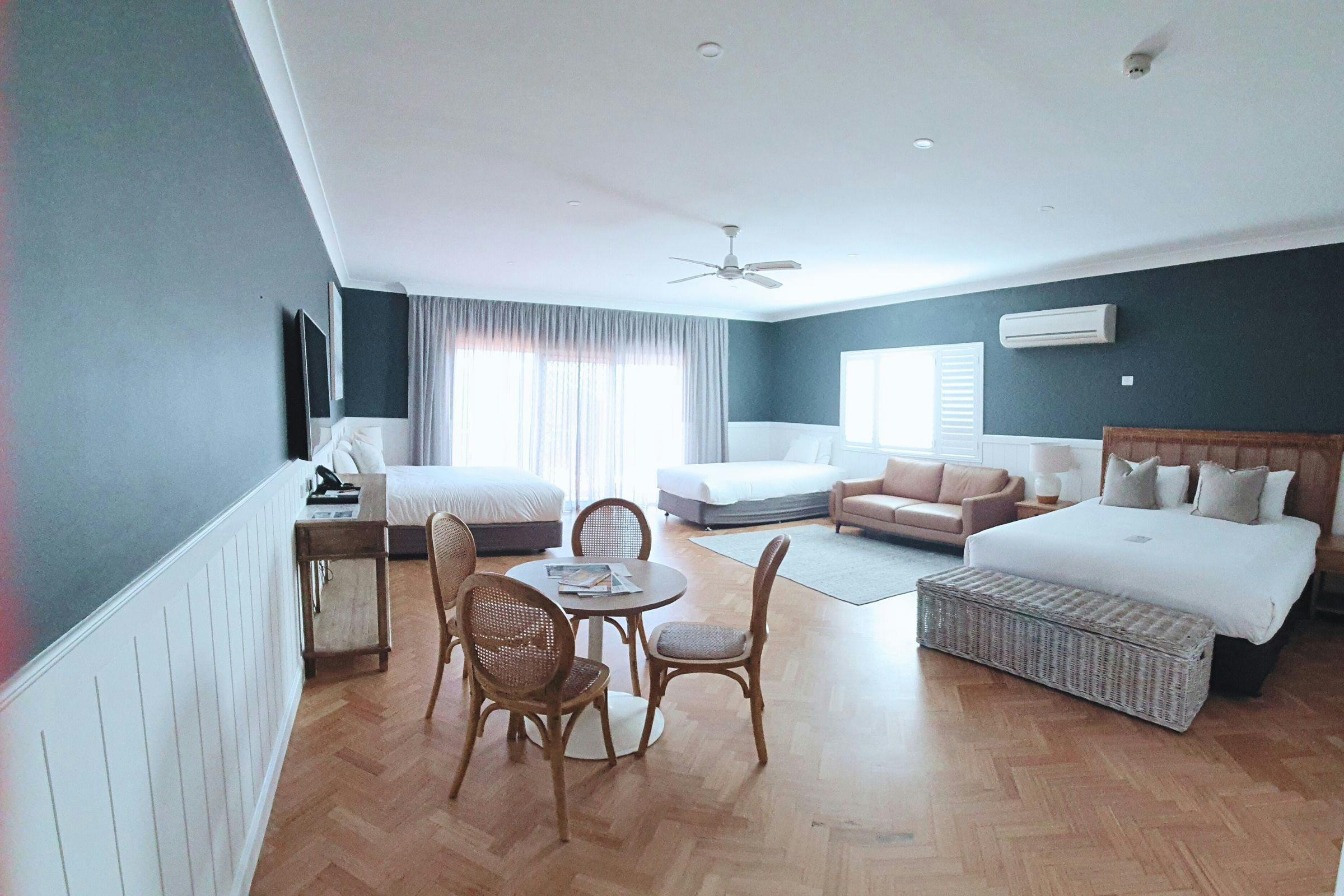 シグネチャーファミリースタジオ