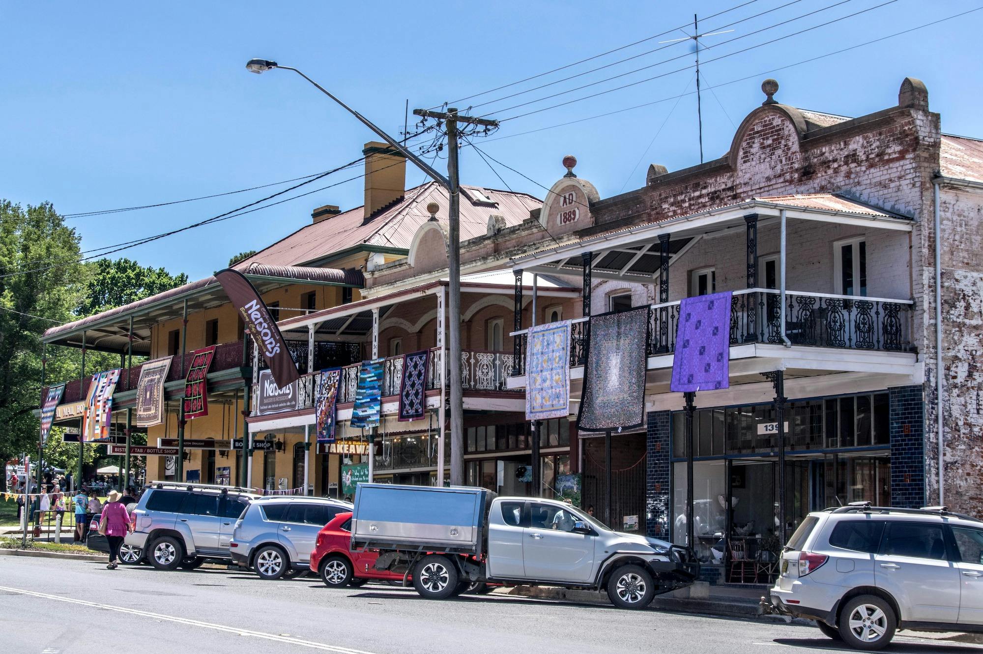 Braidwood Airing of the Quilts