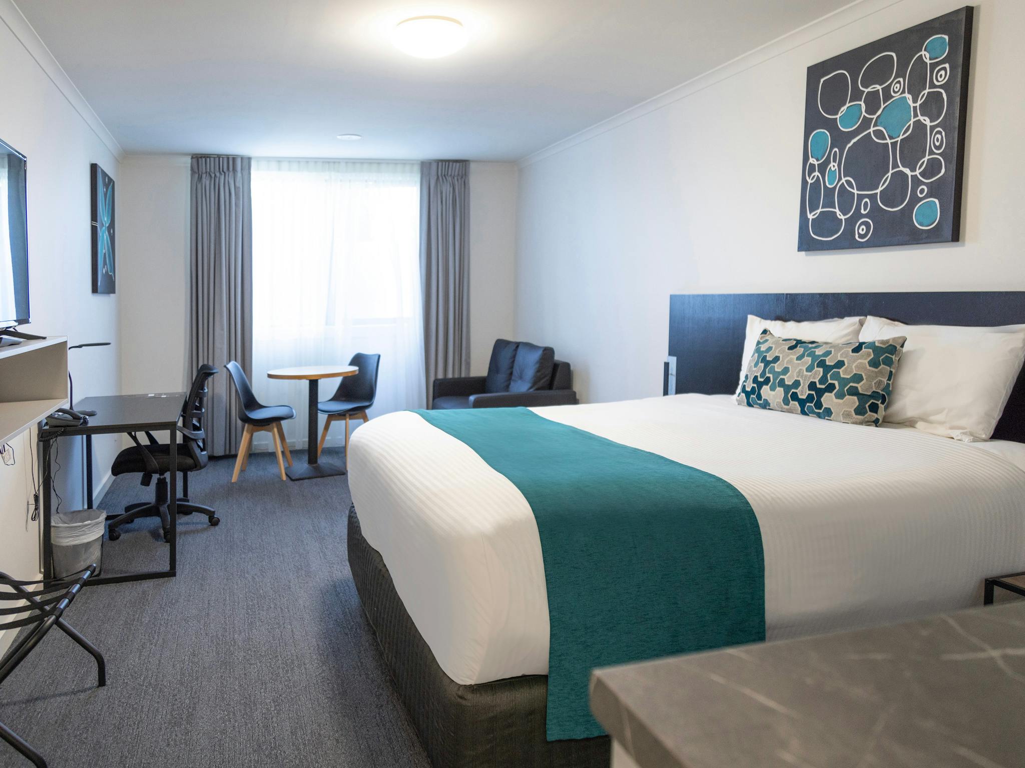 Executive Queen Room