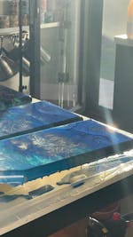 pouring resin