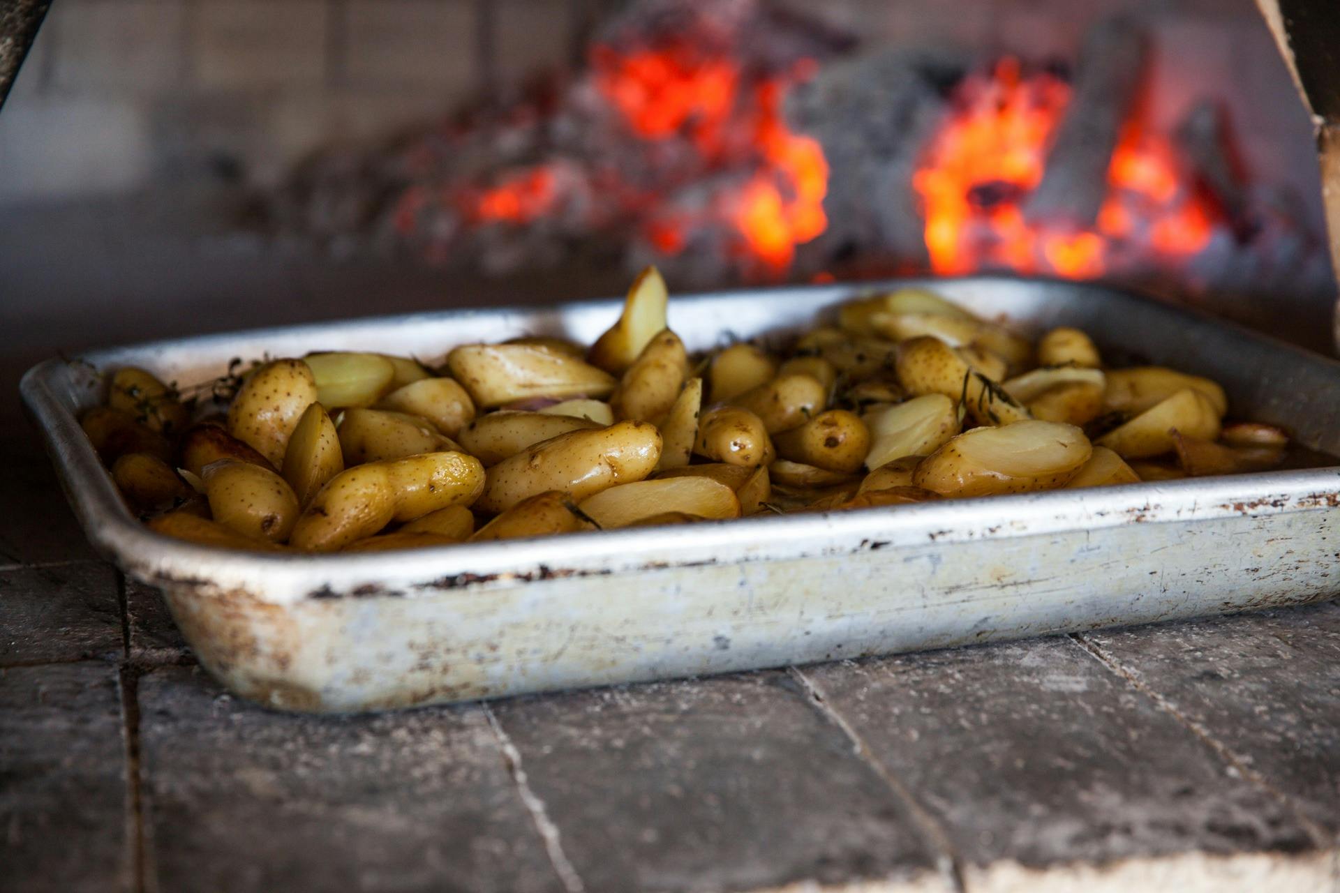 Fireside Party @ Oliver's Taranga