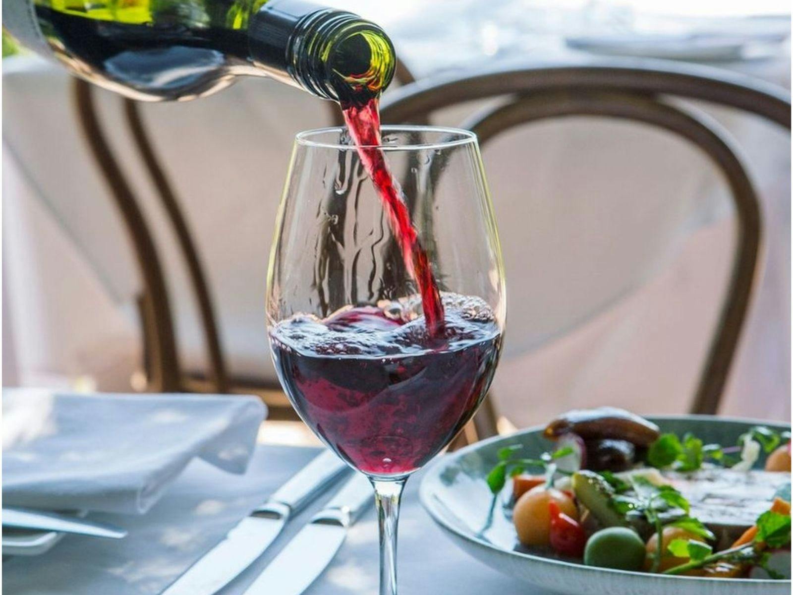 ハンター・バレー・ビストロ・モリンズでのグラスワイン