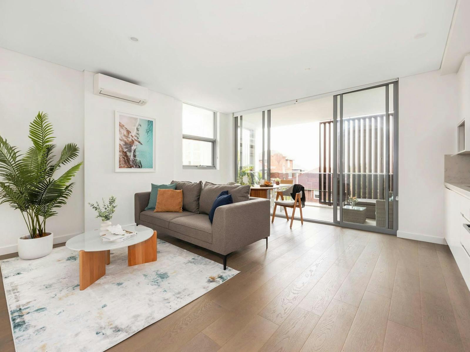 Azure Apartments Sydney, Australia Official Travel &