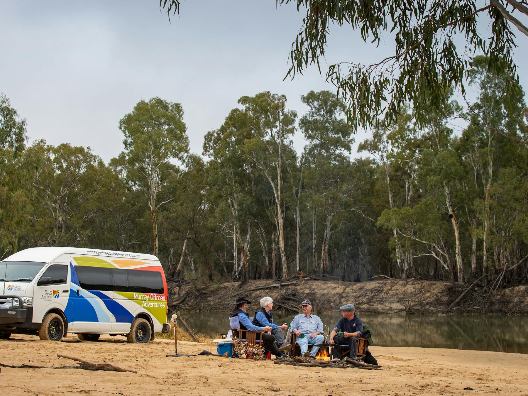 Murray River sandbar campfire