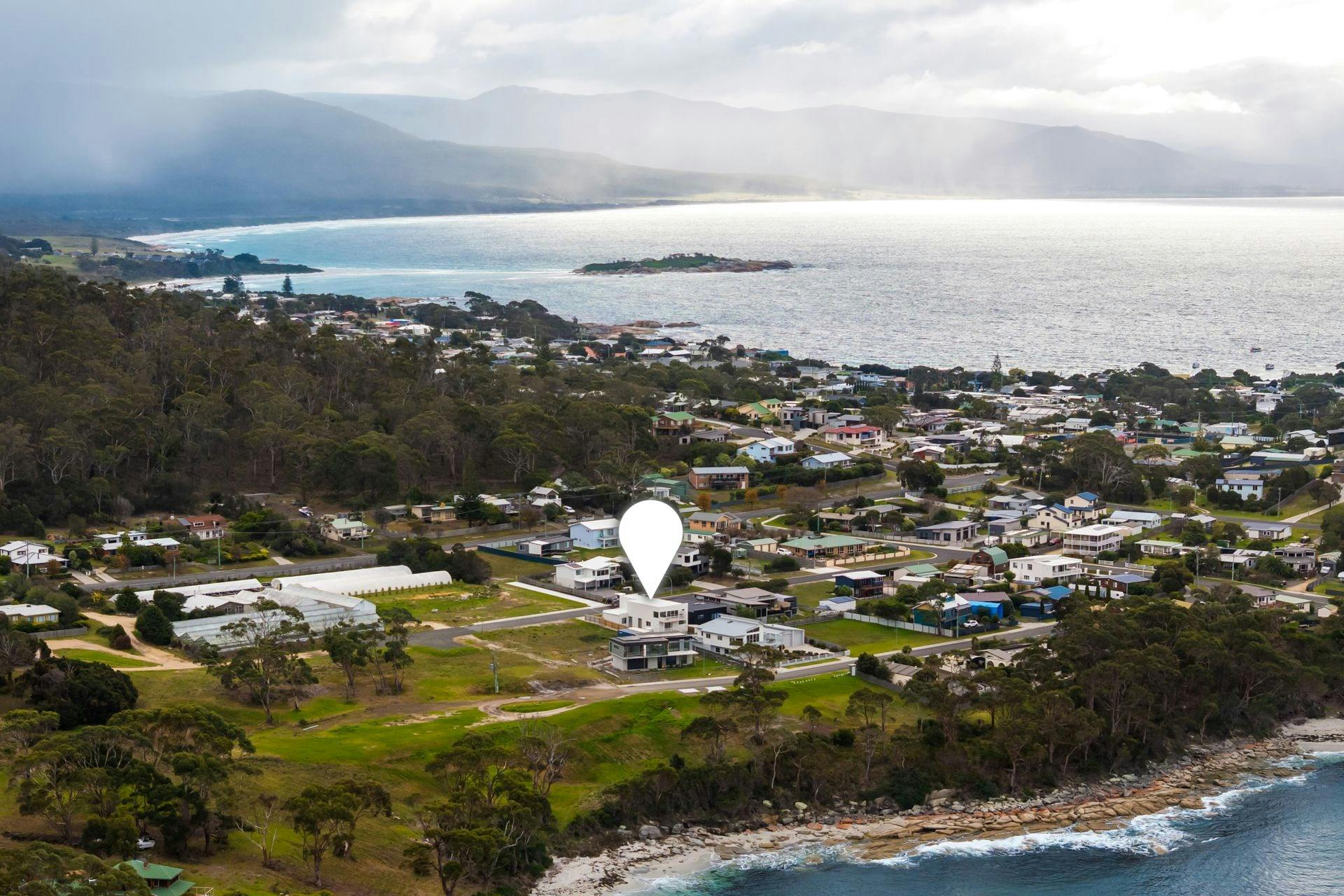 138 Tasman