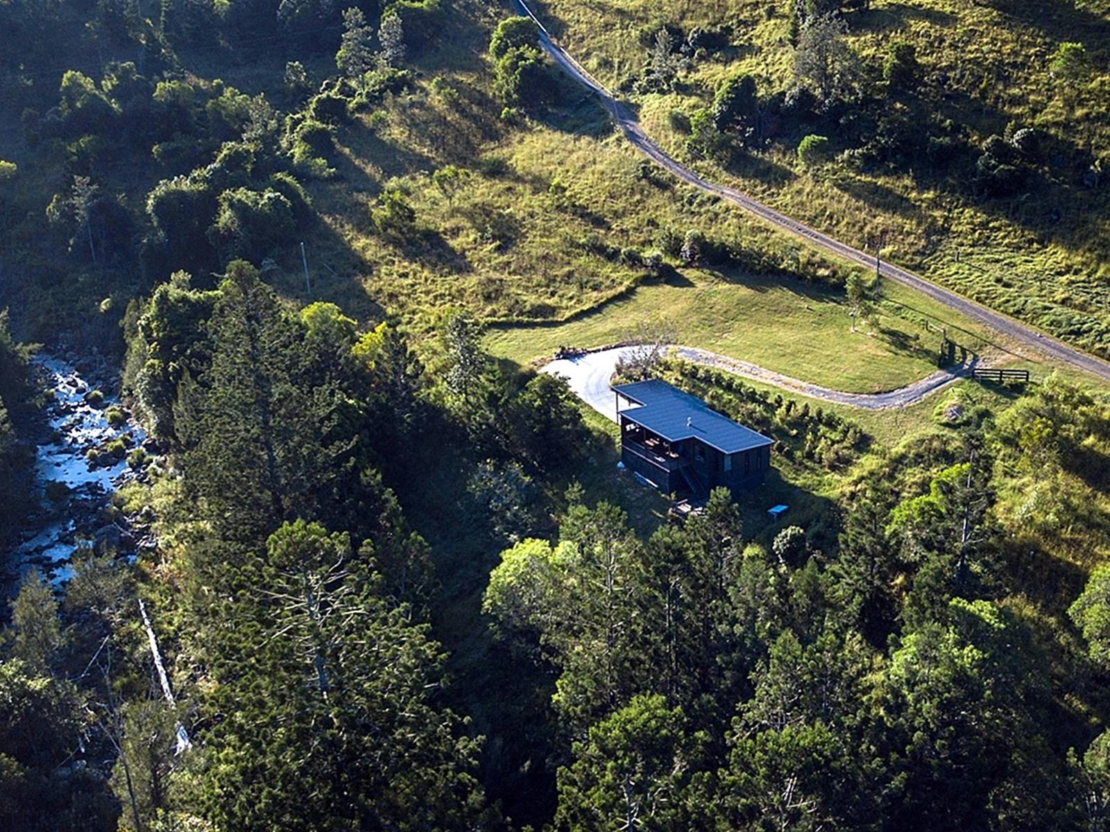 Bimbul cabin sits beside Christmas Creek and Forest Bimbul cabin sits beside Christmas Creek and Forest