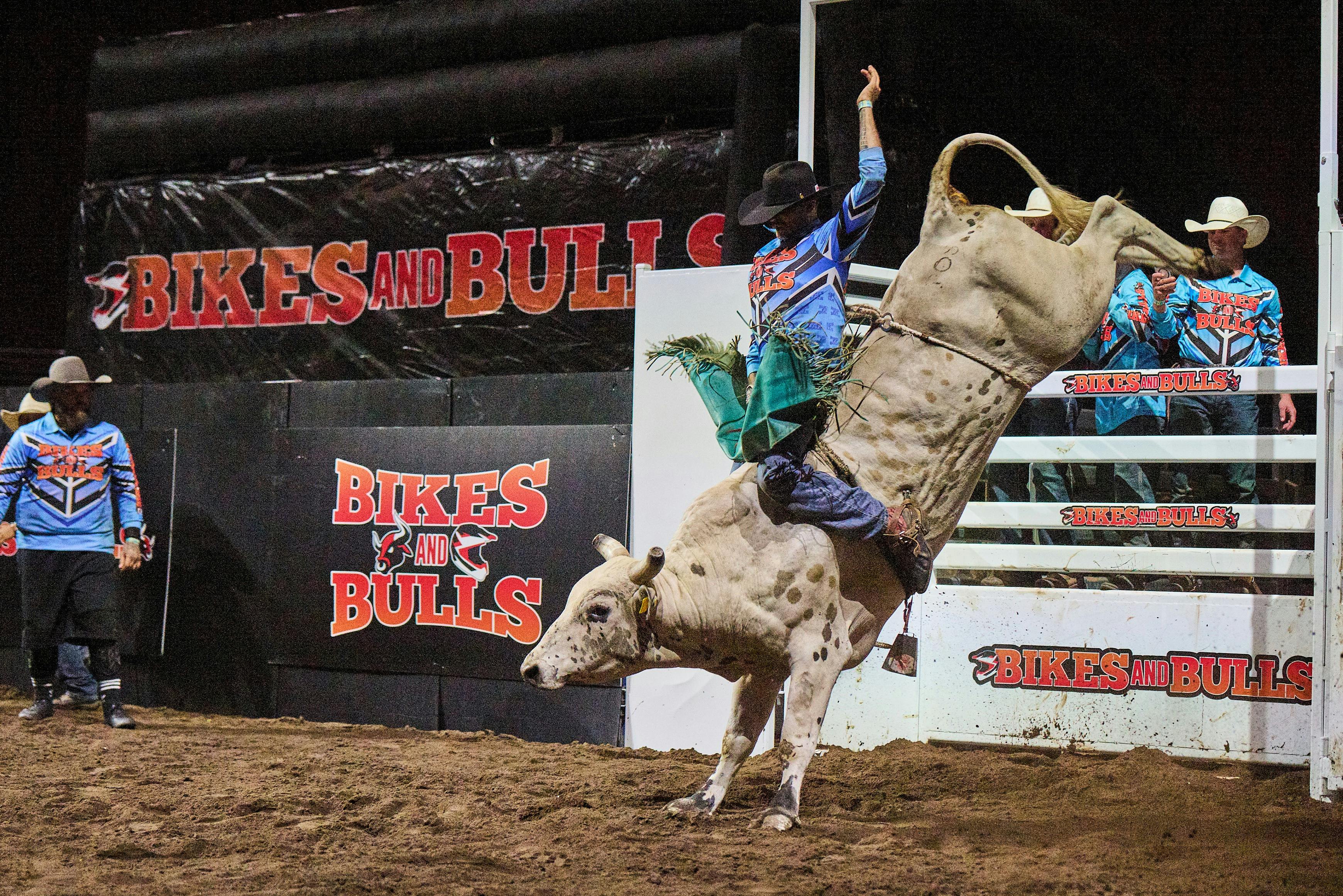Dan Ruhland Bull Rider