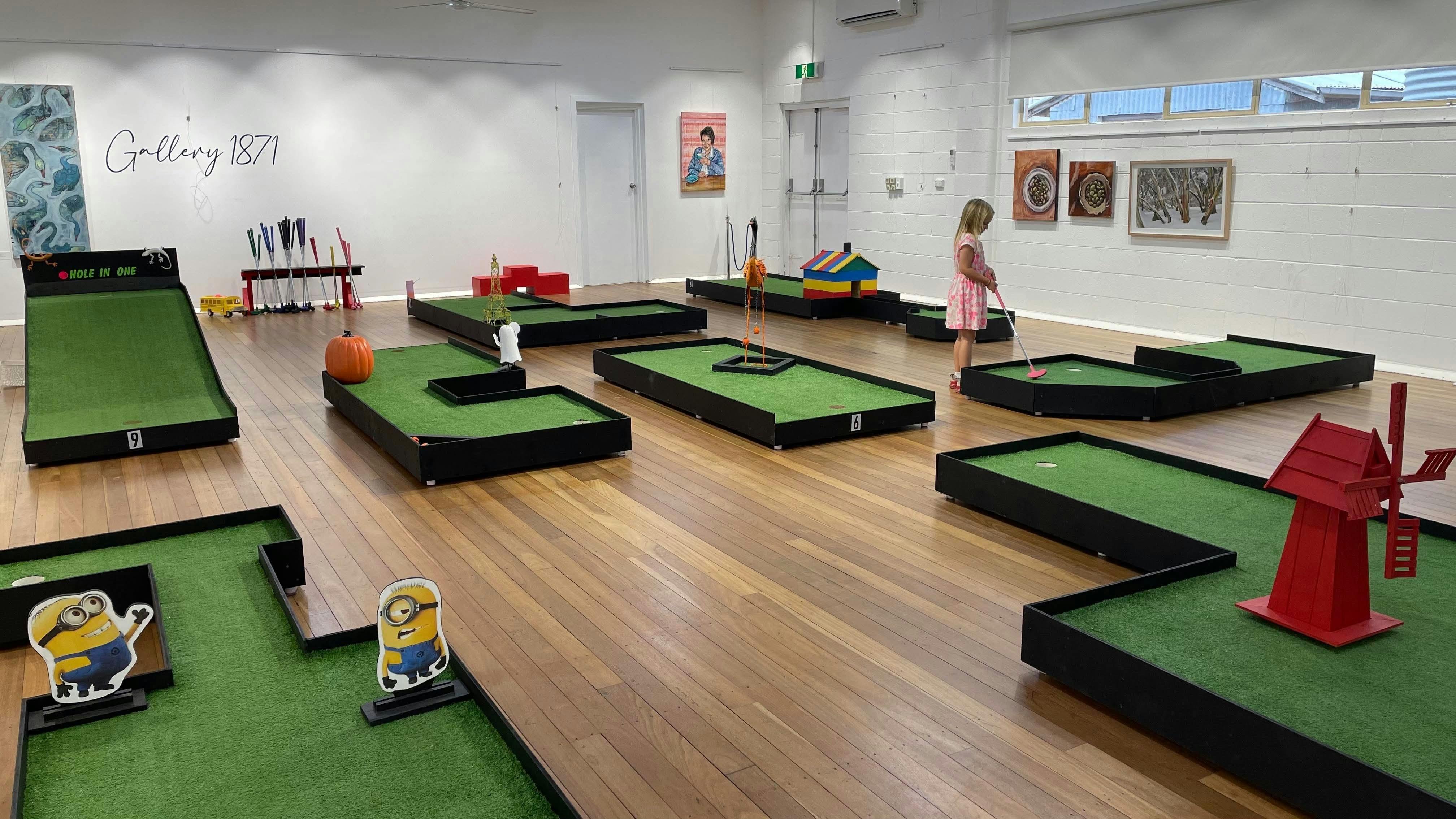 Mini Golf Pop-Up