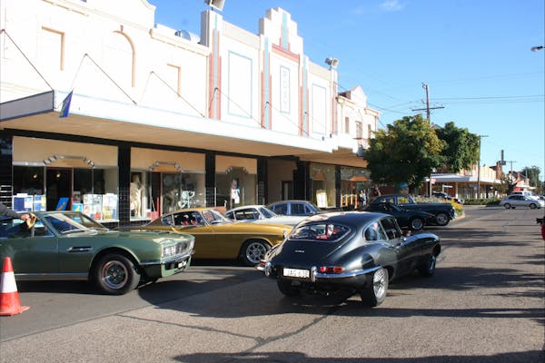Roxy Theatre and Greek Museum - Bingara
