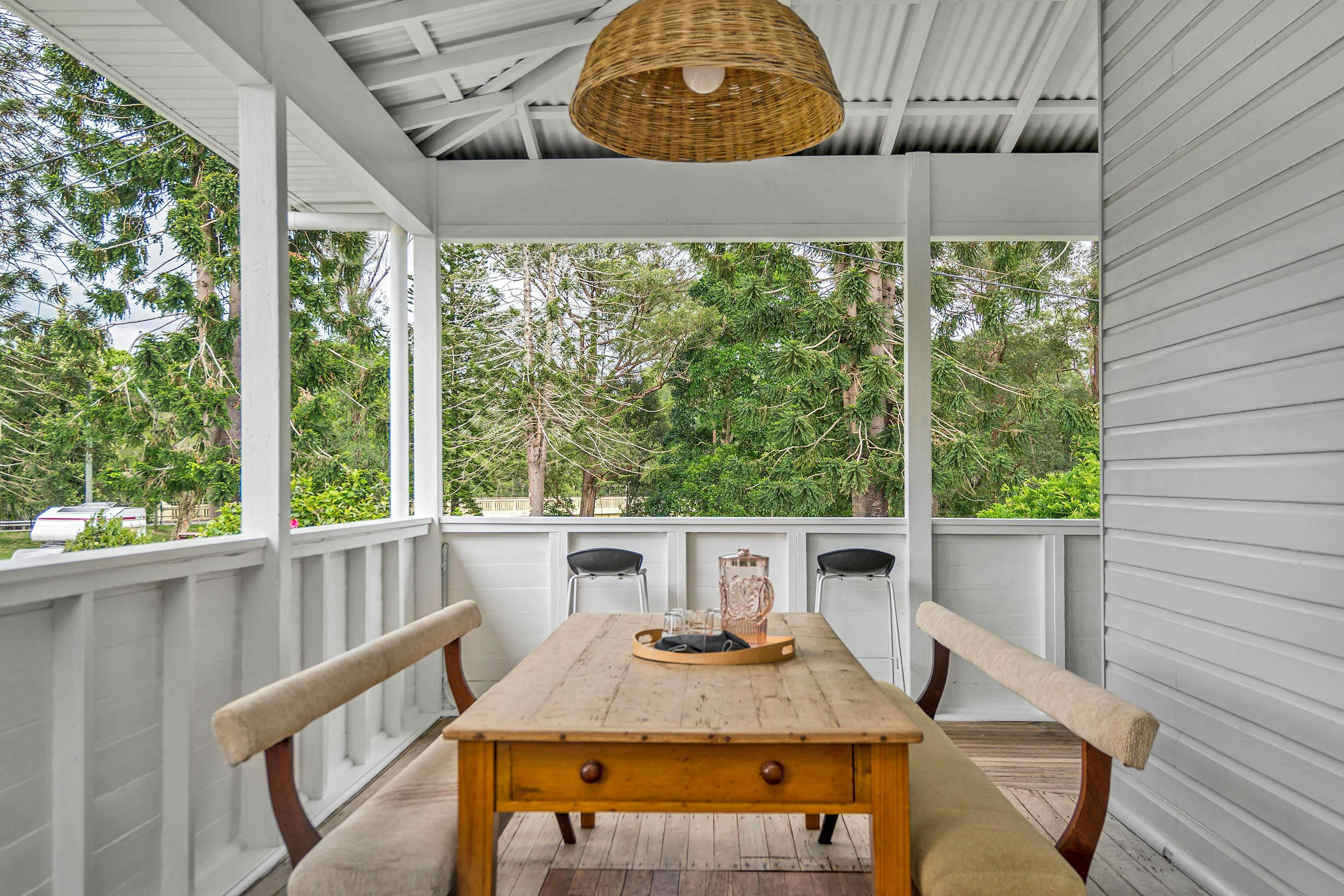 Mullum River House - Mullumbimby - Ourdoor dining