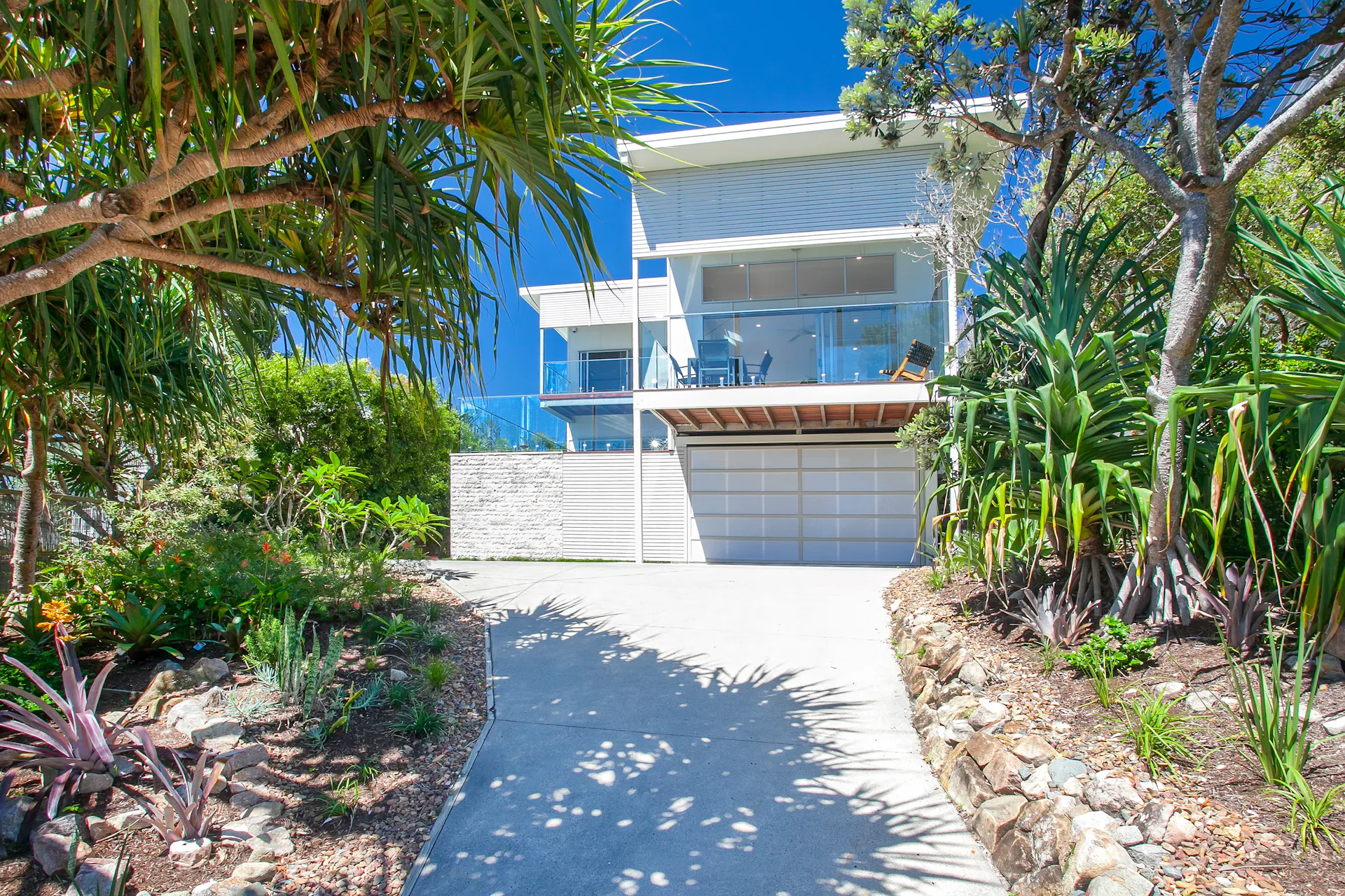 Spacious, Modern Home in Sunshine Beach